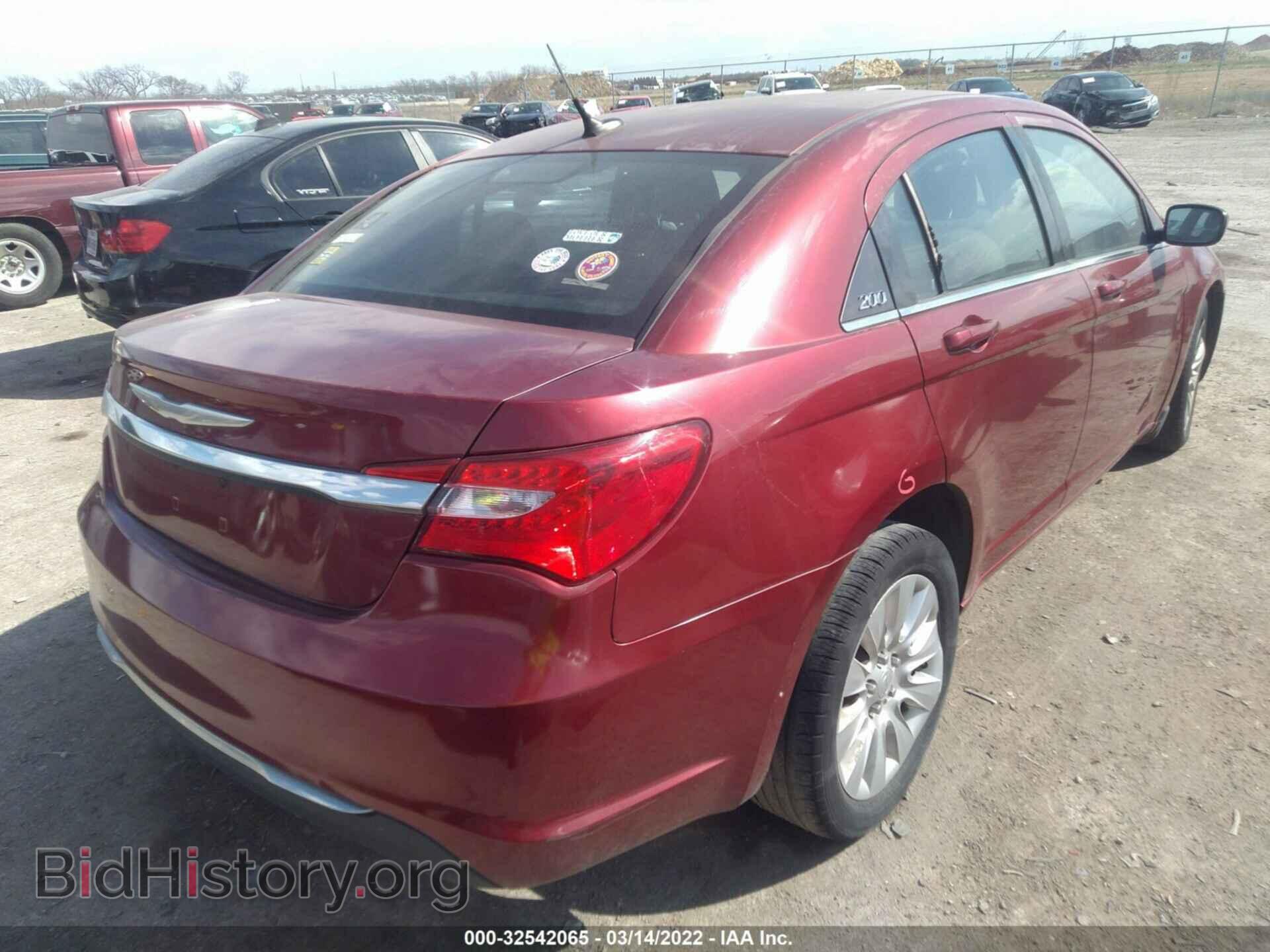 2012 CHRYSLER 200 - VIN: 1C3CCBAB3CN135839 - Фото 4
