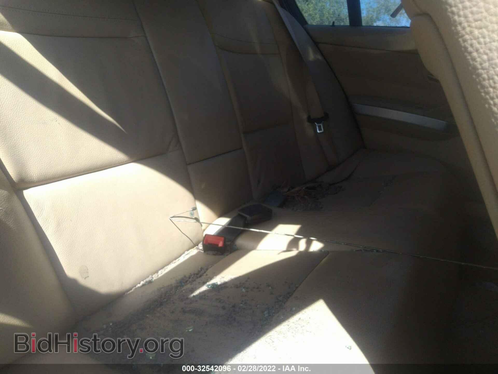 2011 BMW 3 SERIES - VIN: WBAPH7C55BE130978 - Фото 8
