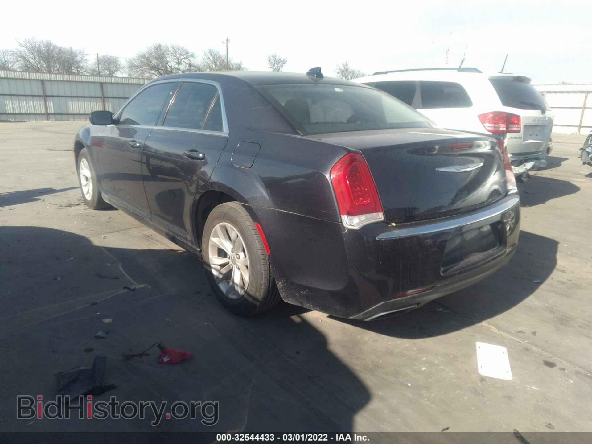 2016 CHRYSLER 300 - VIN: 2C3CCAAG7GH224284 - Фото 3
