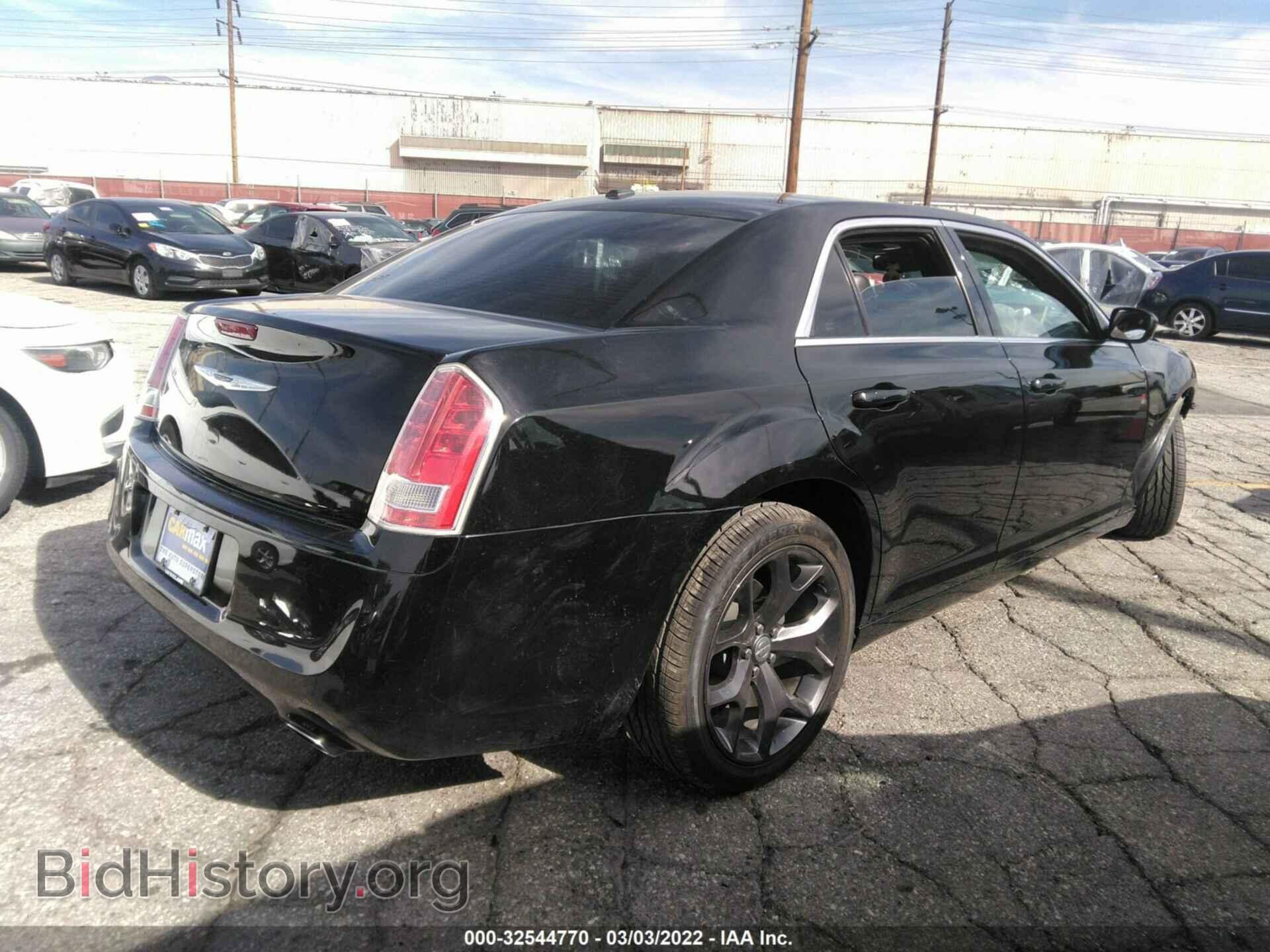 2014 CHRYSLER 300 - VIN: 2C3CCABG9EH135778 - Фото 4