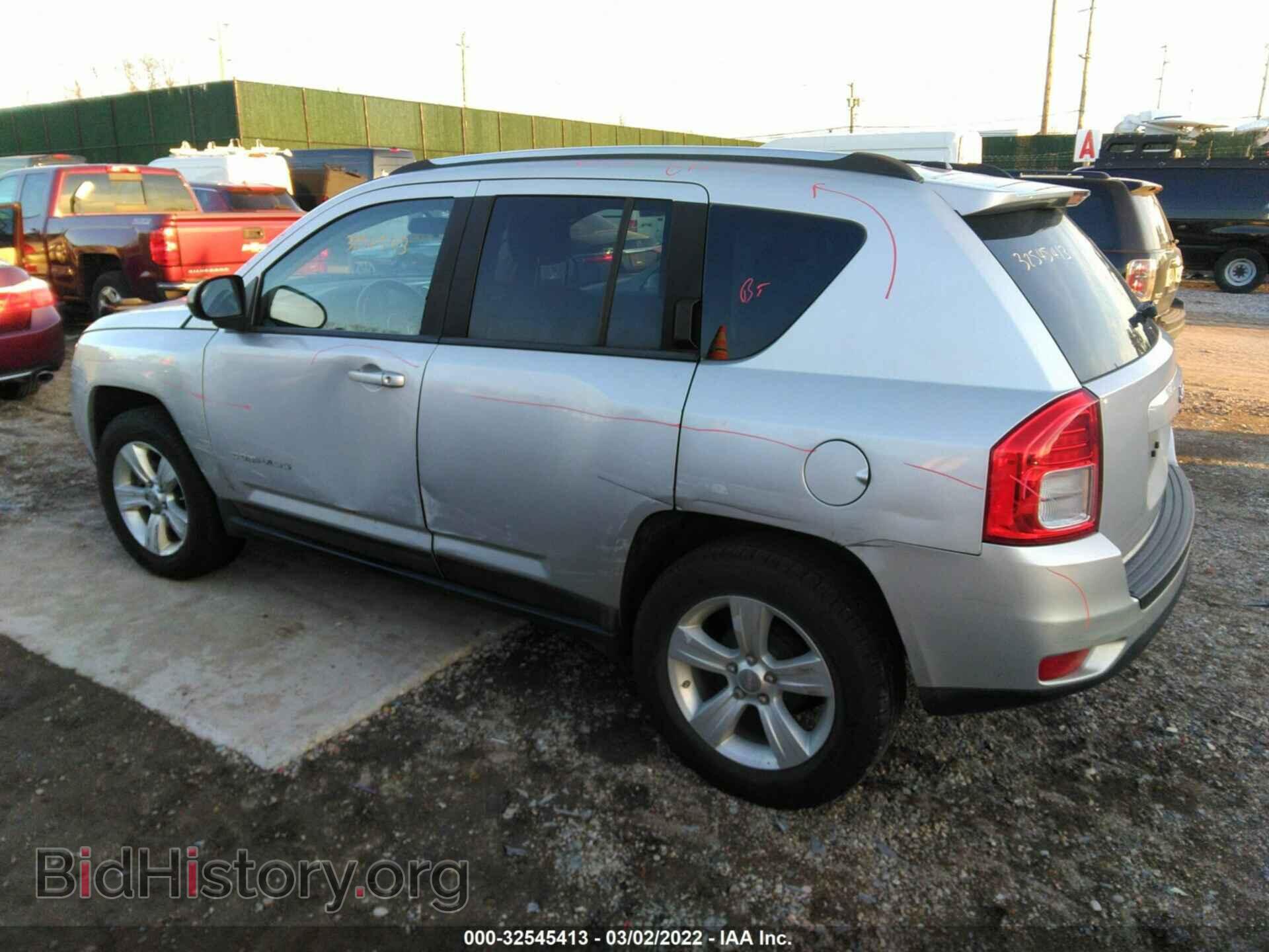 2011 JEEP COMPASS - VIN: 1J4NT1FB9BD189541 - Фото 3
