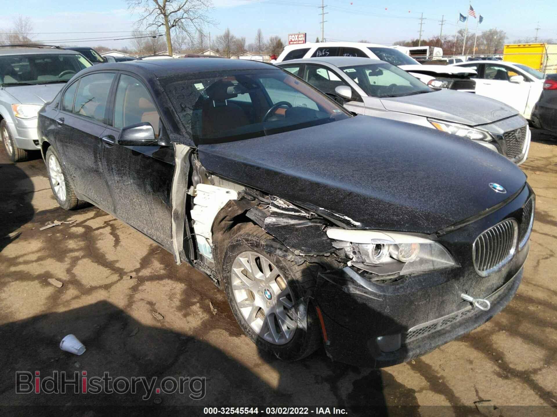 Фотография WBAKC8C50CC437261 - BMW 7 SERIES 2012