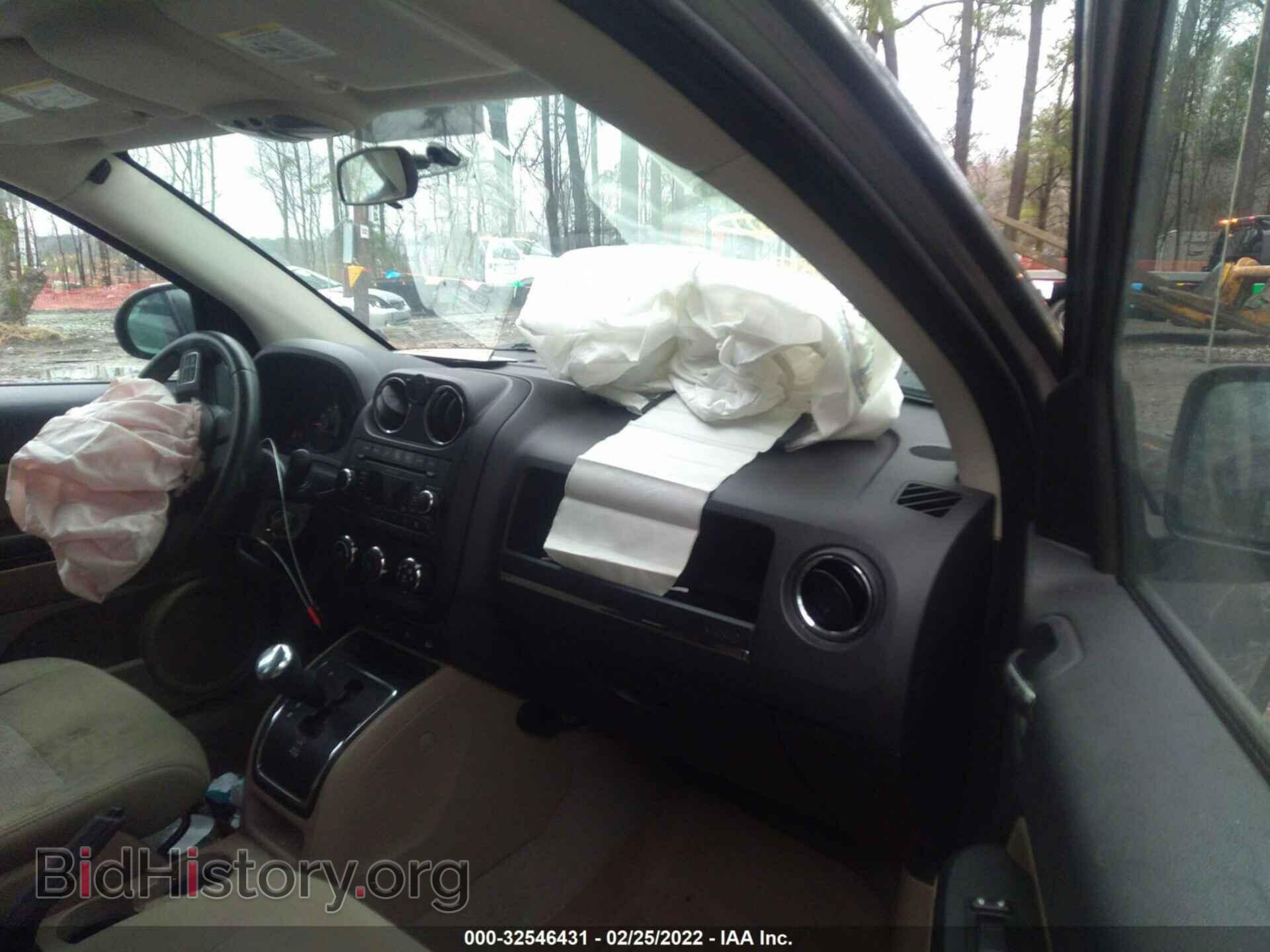 2011 JEEP COMPASS - VIN: 1J4NF1FB2BD244693 - Фото 5