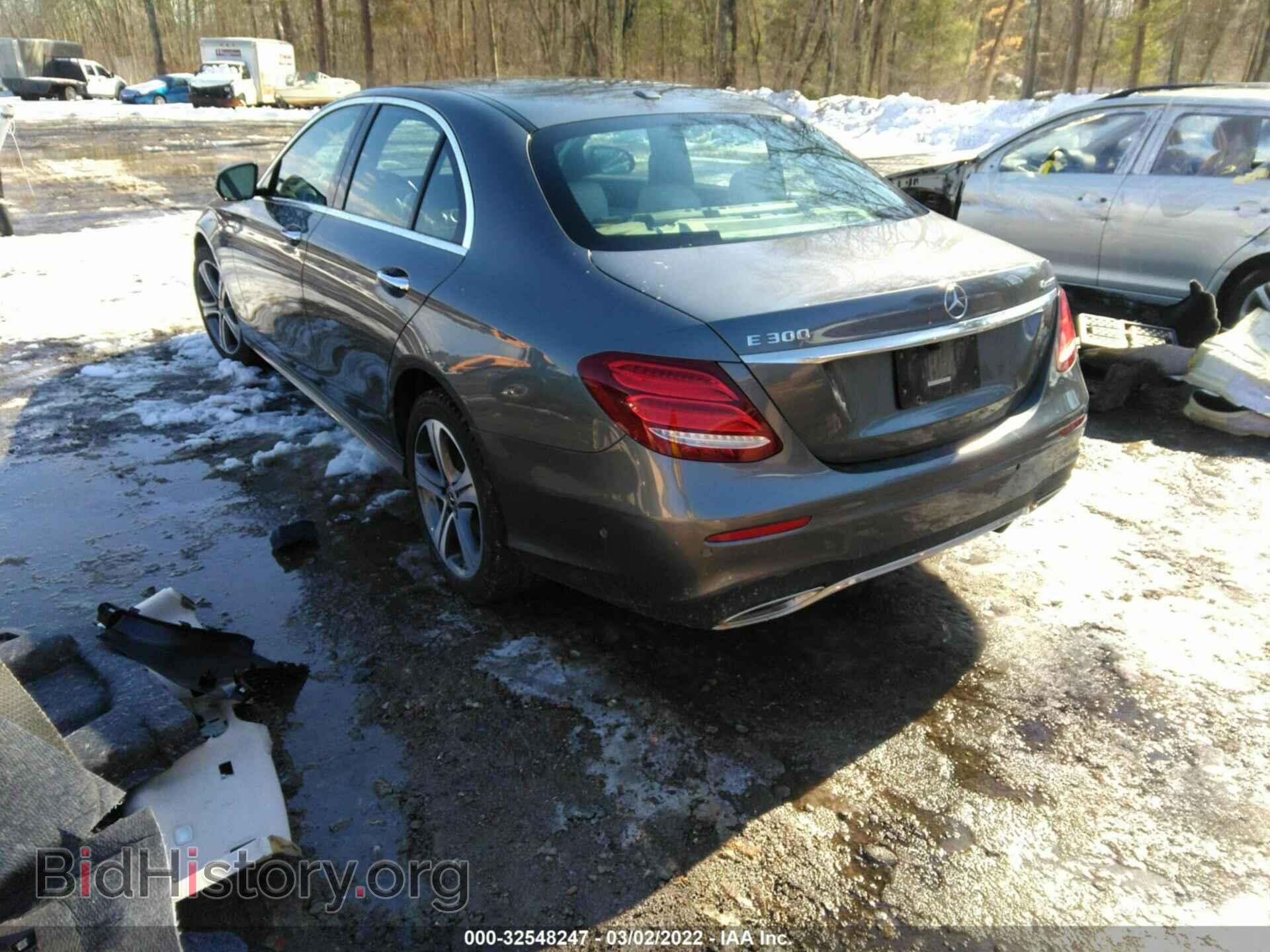 2017 MERCEDES-BENZ E-CLASS - VIN: WDDZF4KB6HA258935 - Фото 3