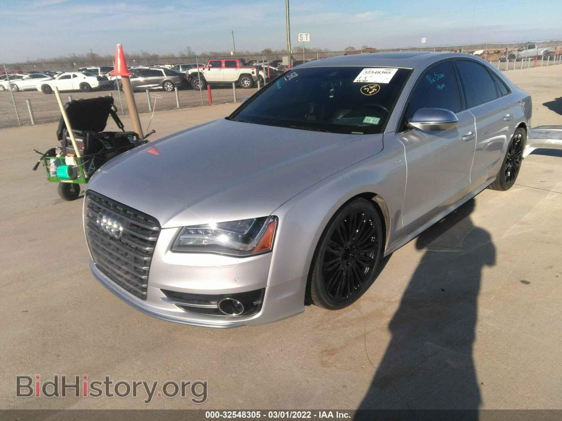 2014 AUDI S8 - VIN: WAUD2AFD7EN003190 - Фото 2