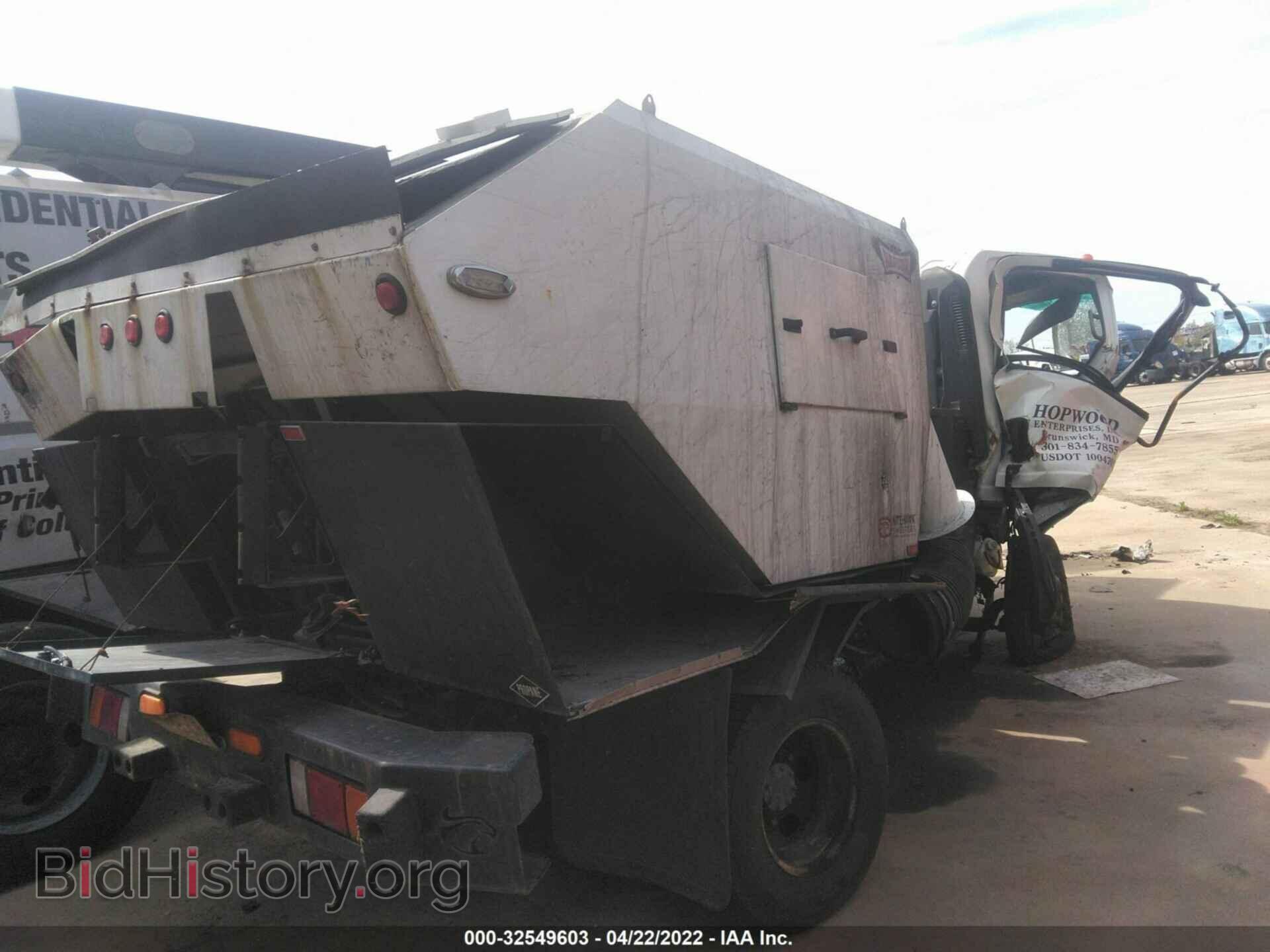 2018 ISUZU NPR - VIN: 54DB4W1C7JS807853 - Photo 4