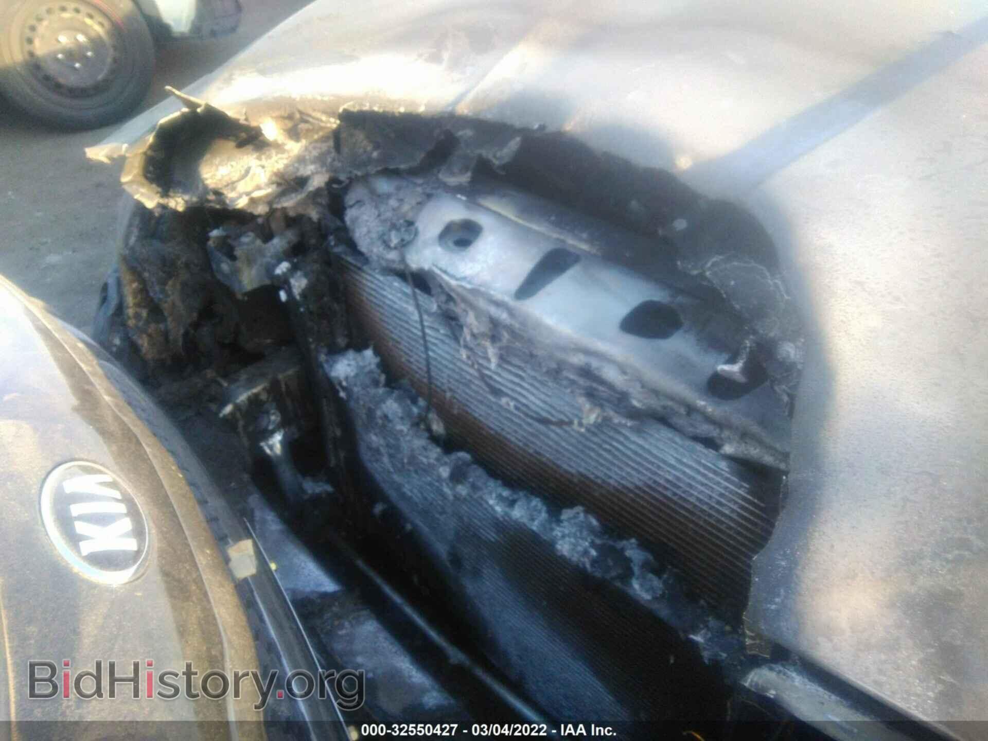 2012 BMW 5 SERIES - VIN: WBAFR9C54CDV59251 - Фото 6