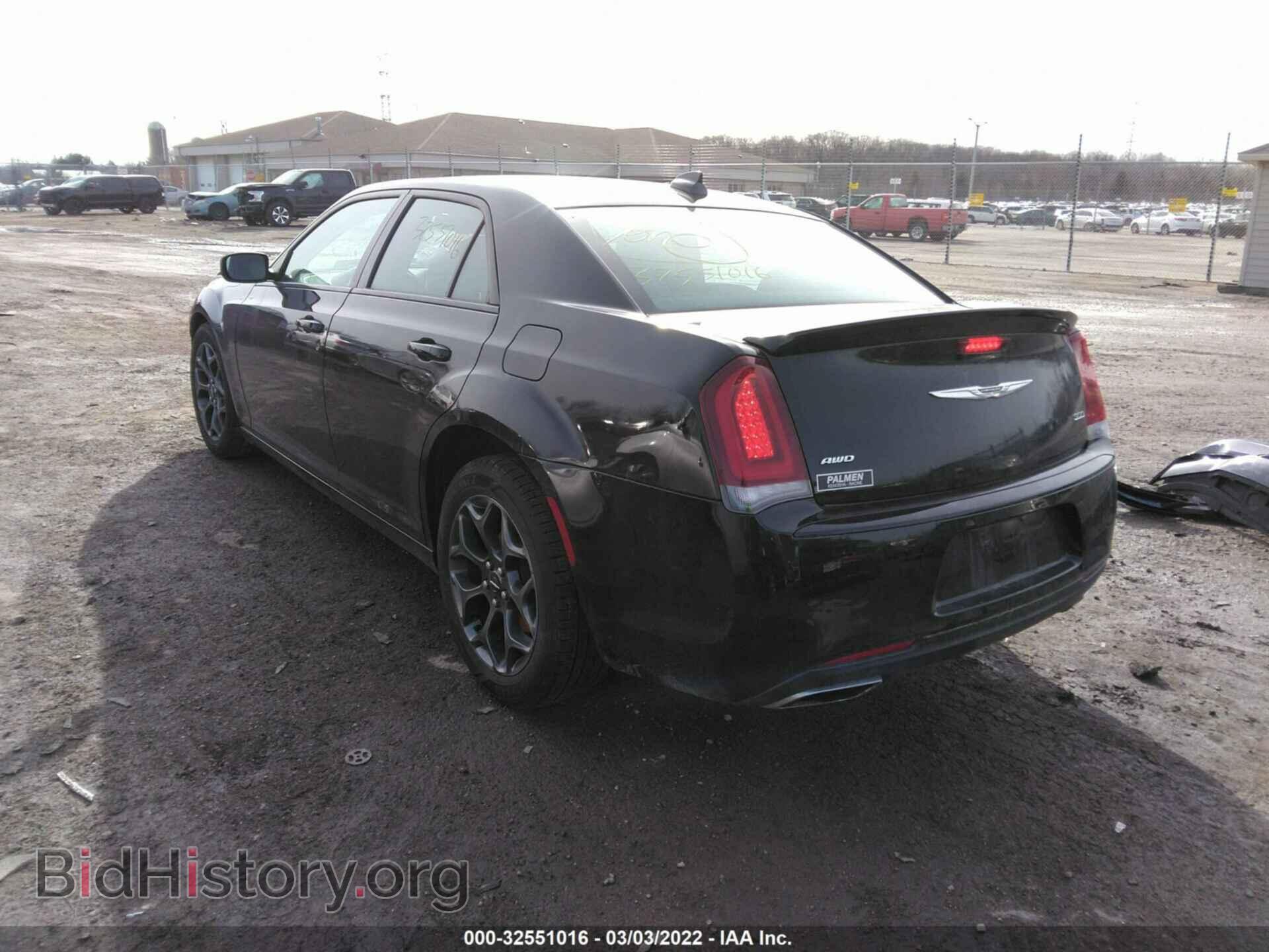 2018 CHRYSLER 300 - VIN: 2C3CCARG5JH276136 - Фото 3