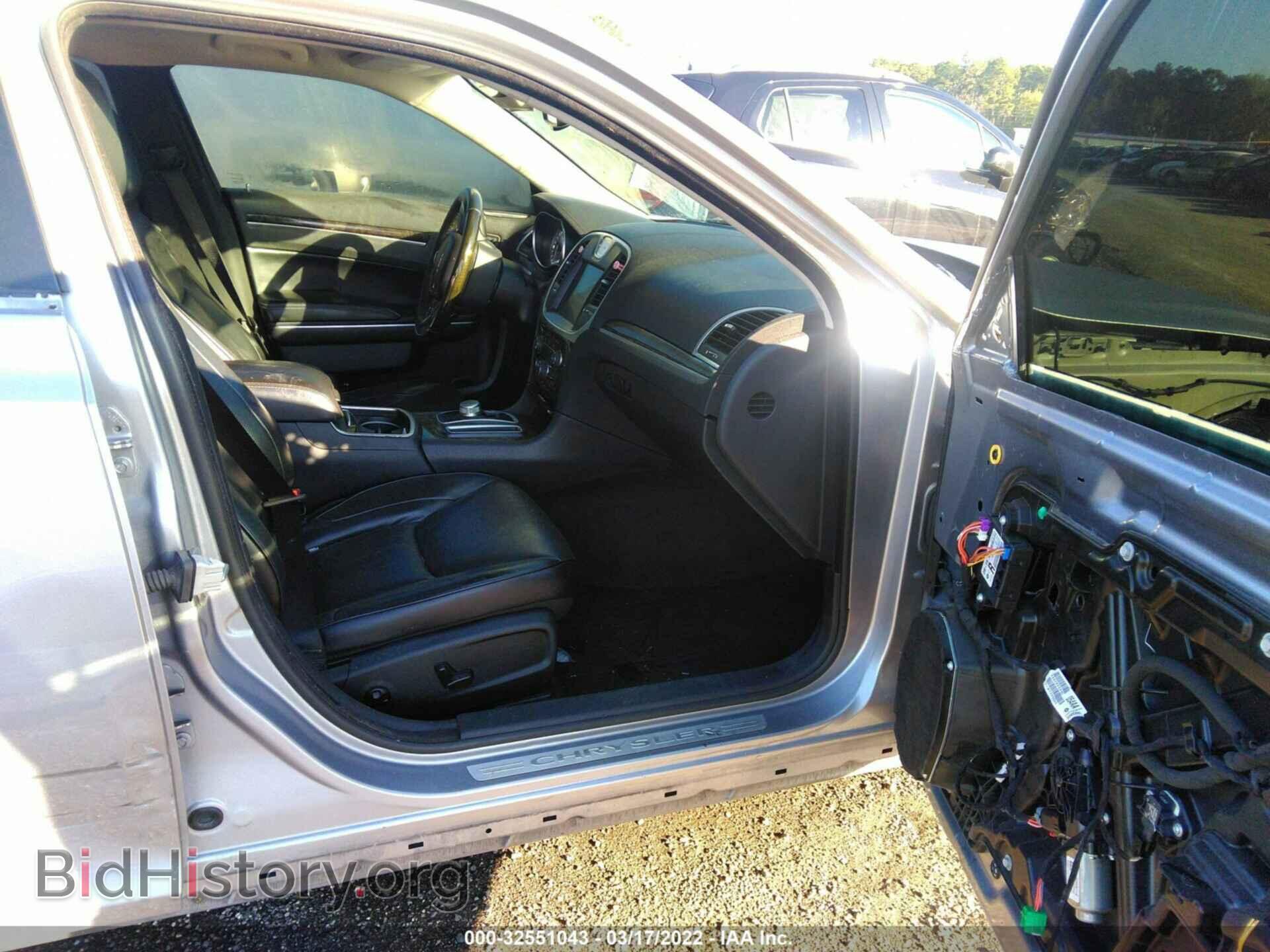 2016 CHRYSLER 300 - VIN: 2C3CCAEG1GH123509 - Фото 5