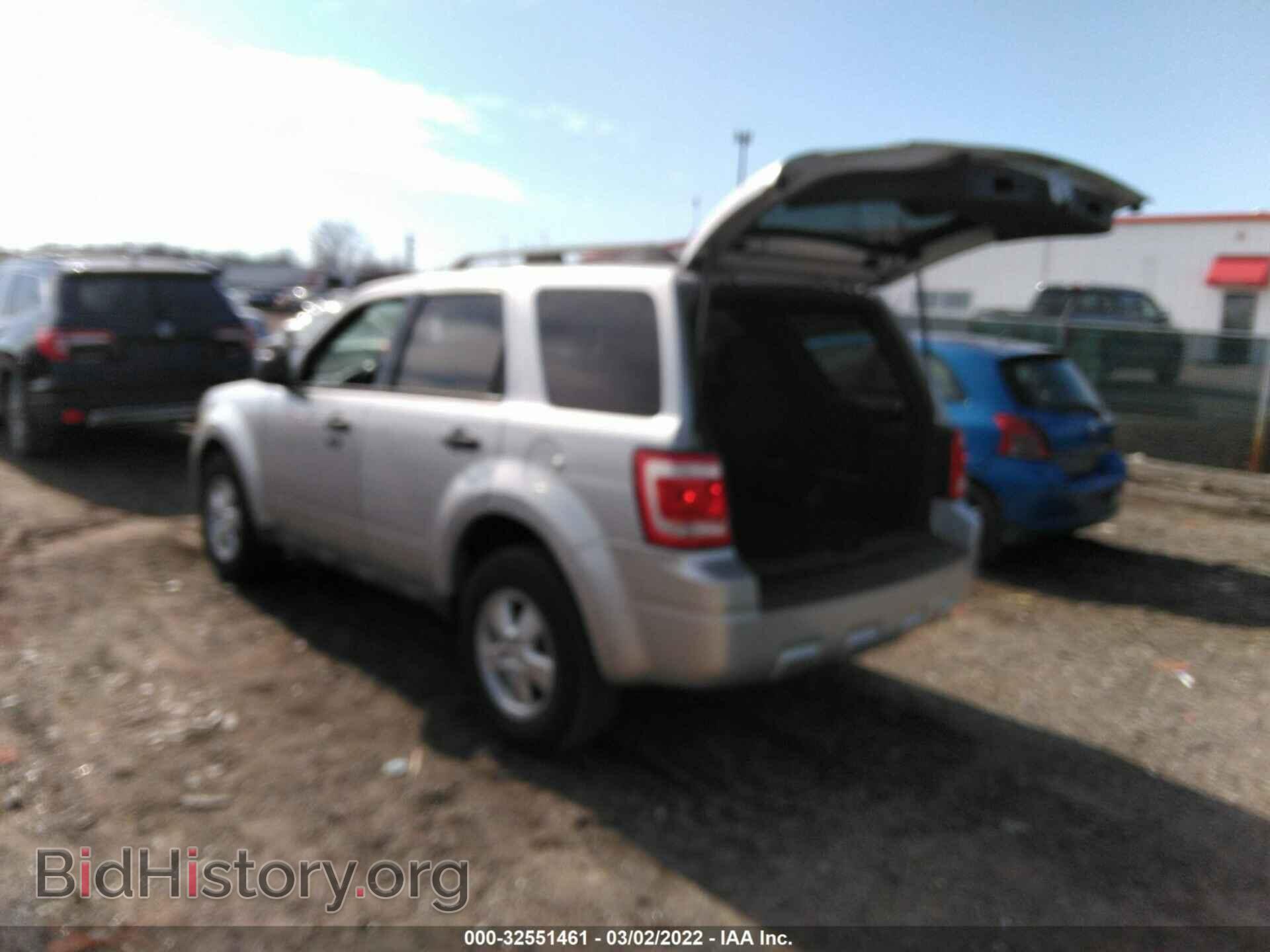 2010 FORD ESCAPE - VIN: 1FMCU0DG3AKB66314 - Фото 3