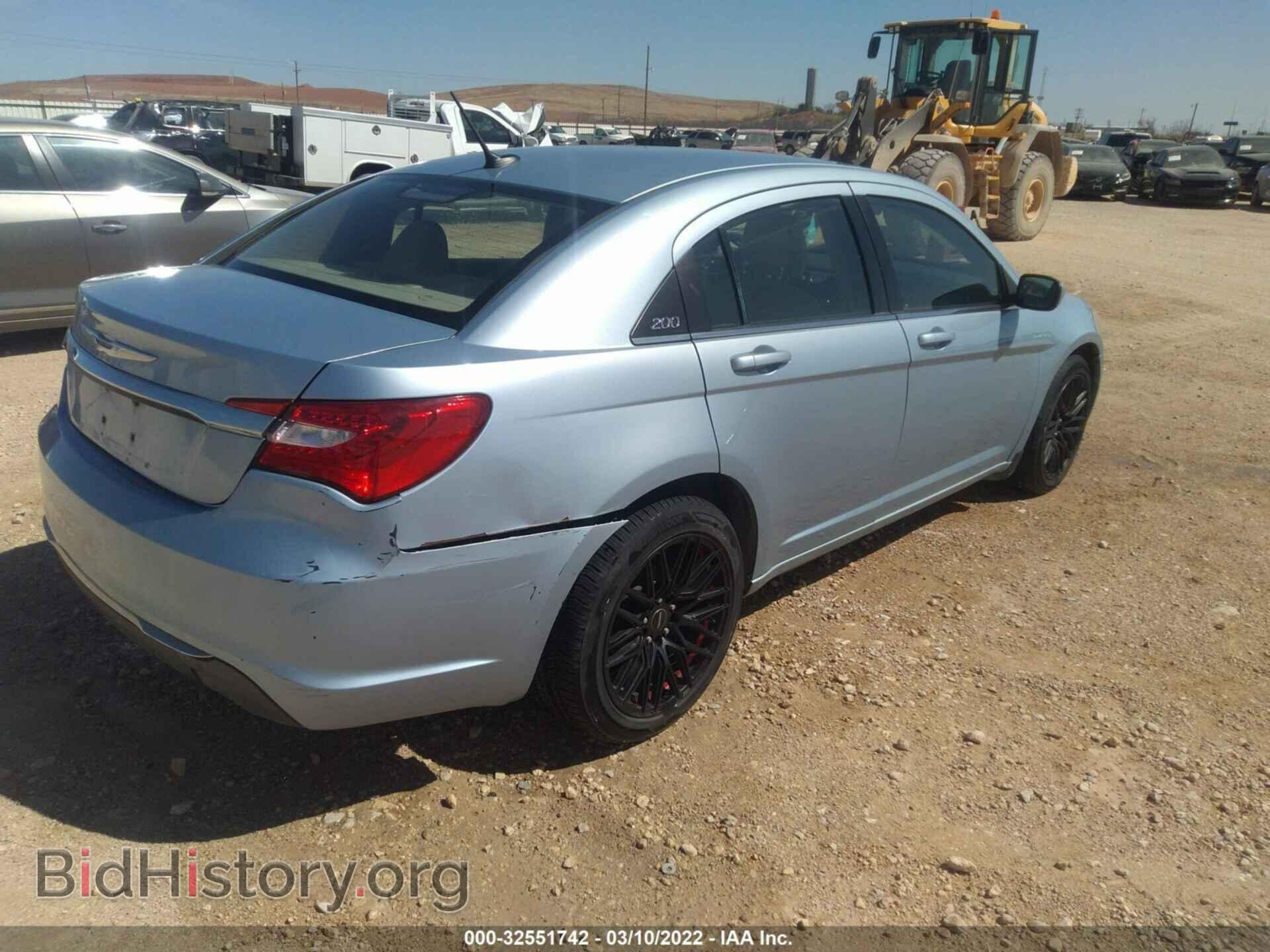 2012 CHRYSLER 200 - VIN: 1C3CCBBG7CN226767 - Фото 4
