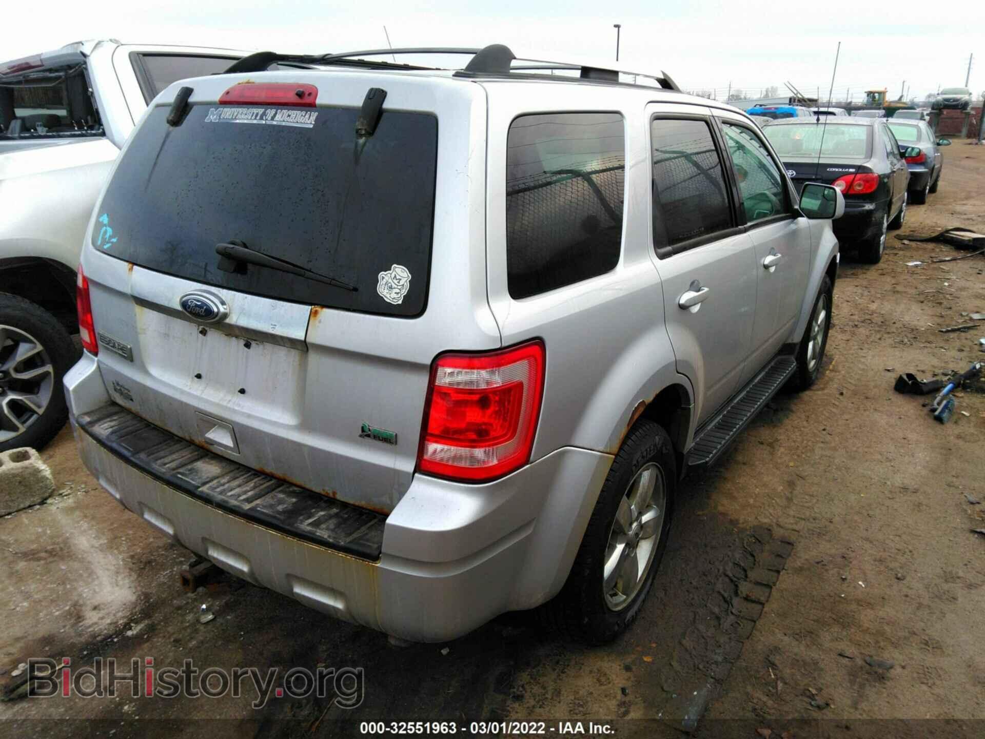 2011 FORD ESCAPE - VIN: 1FMCU0EG8BKA37971 - Photo 4