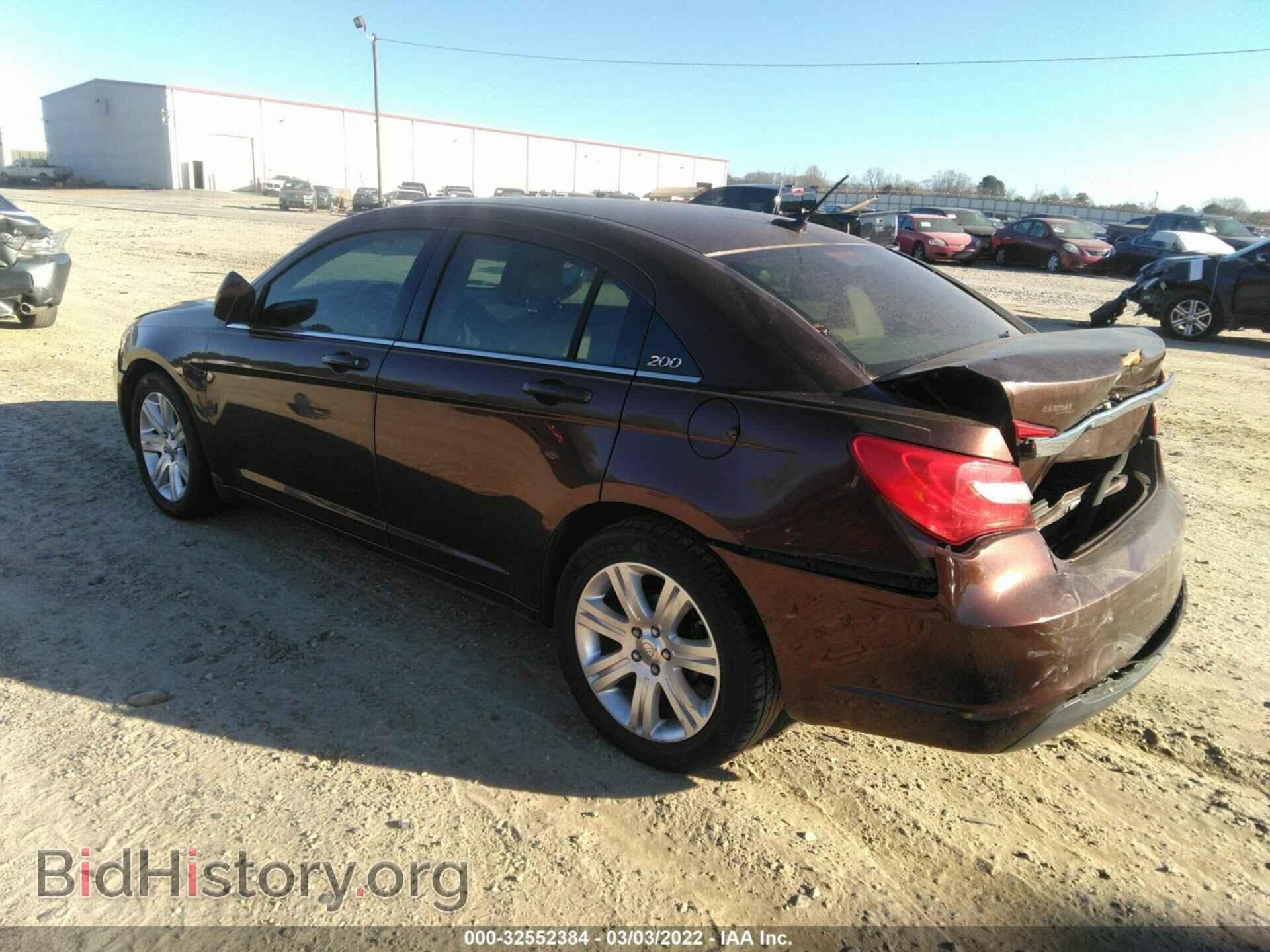 2012 CHRYSLER 200 - VIN: 1C3CCBBG3CN329247 - Фото 3
