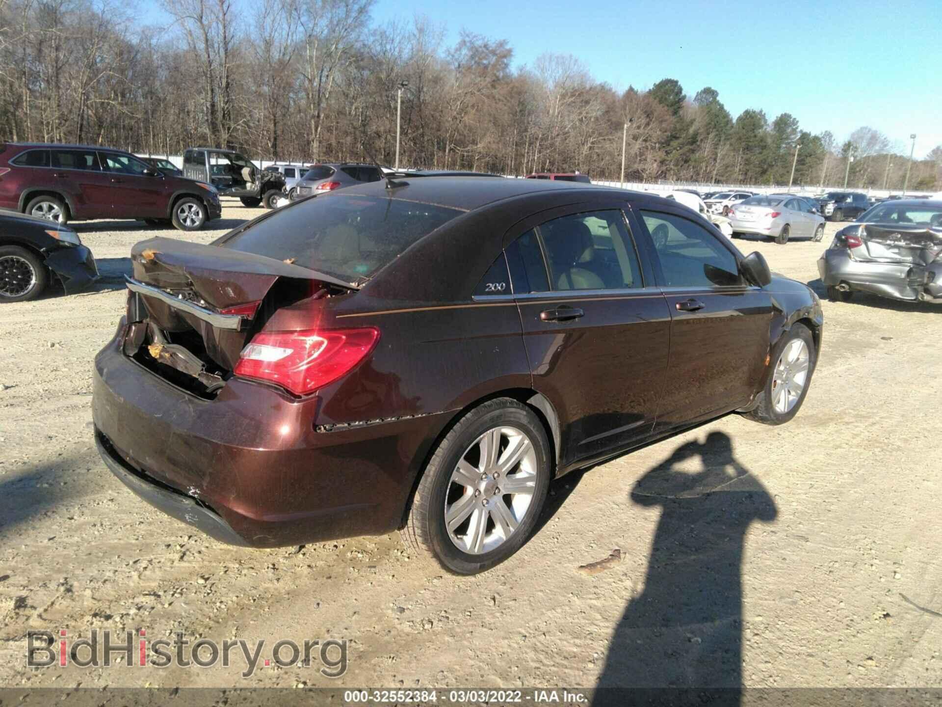 2012 CHRYSLER 200 - VIN: 1C3CCBBG3CN329247 - Фото 4