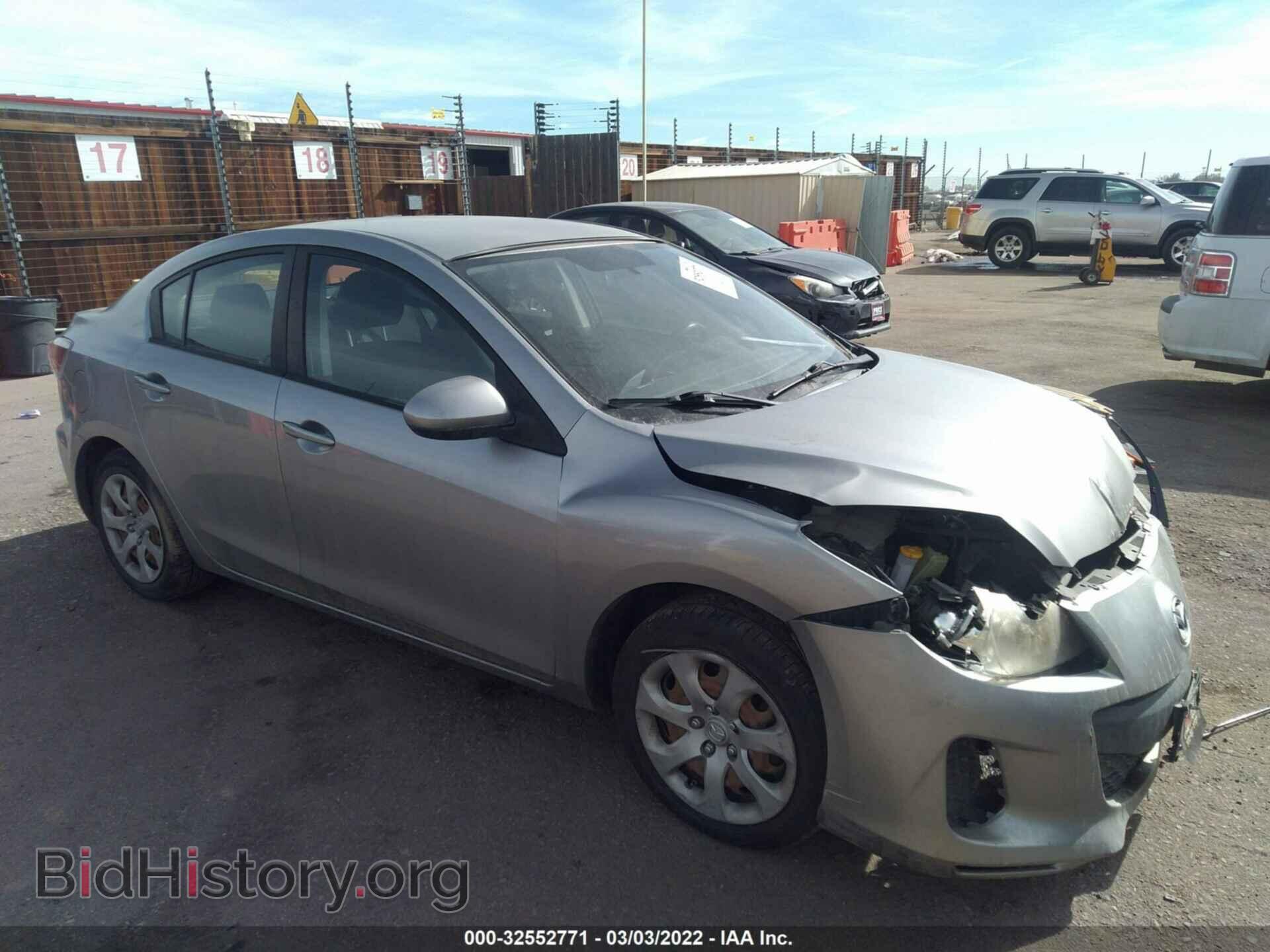 Фотография JM1BL1UG1C1661757 - MAZDA MAZDA3 2012