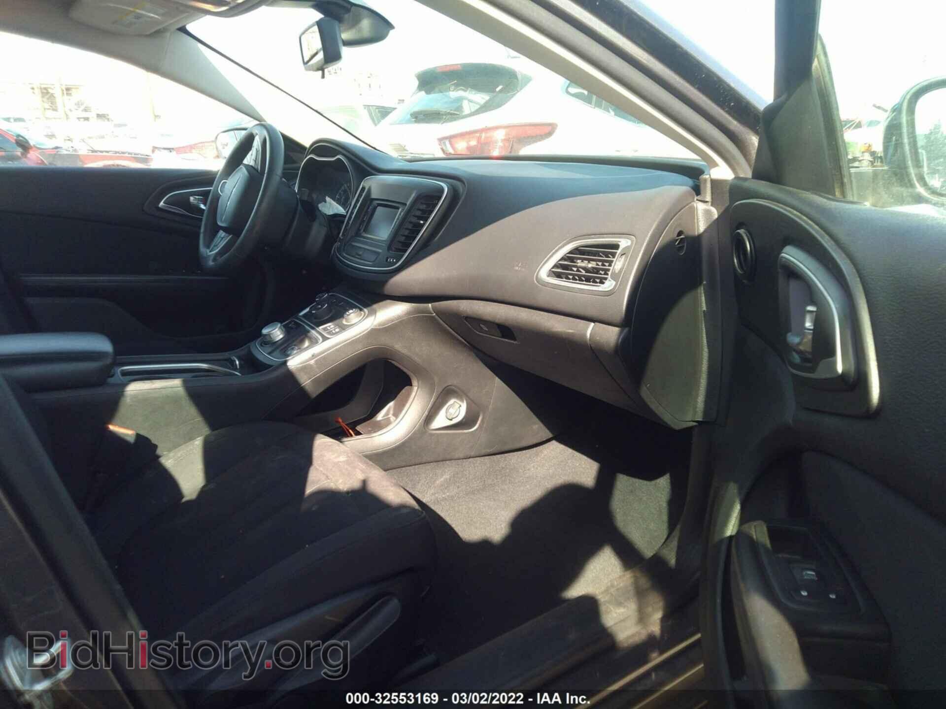 2015 CHRYSLER 200 - VIN: 1C3CCCAB5FN570999 - Фото 5