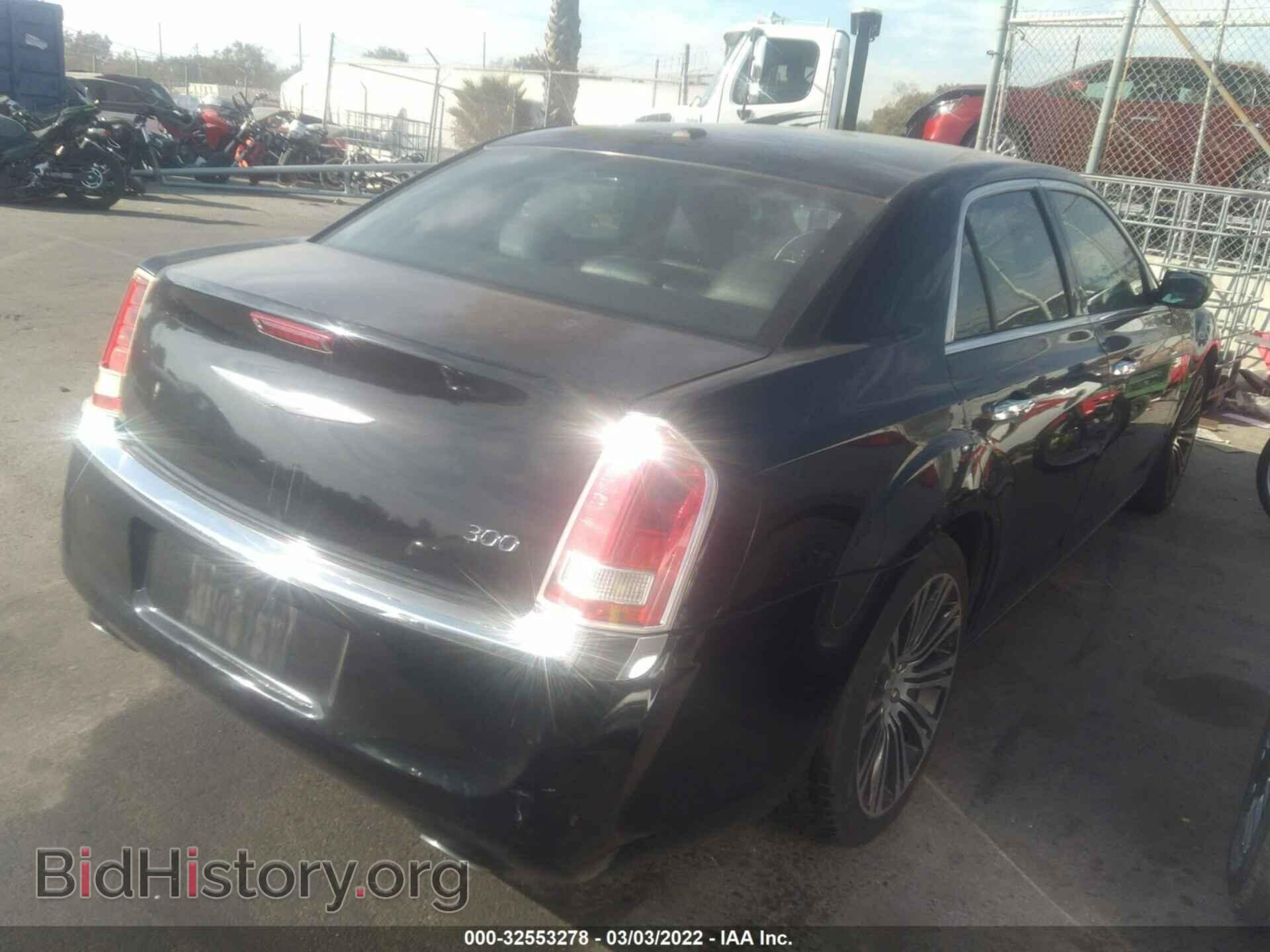 2012 CHRYSLER 300 - VIN: 2C3CCACG4CH192773 - Фото 4