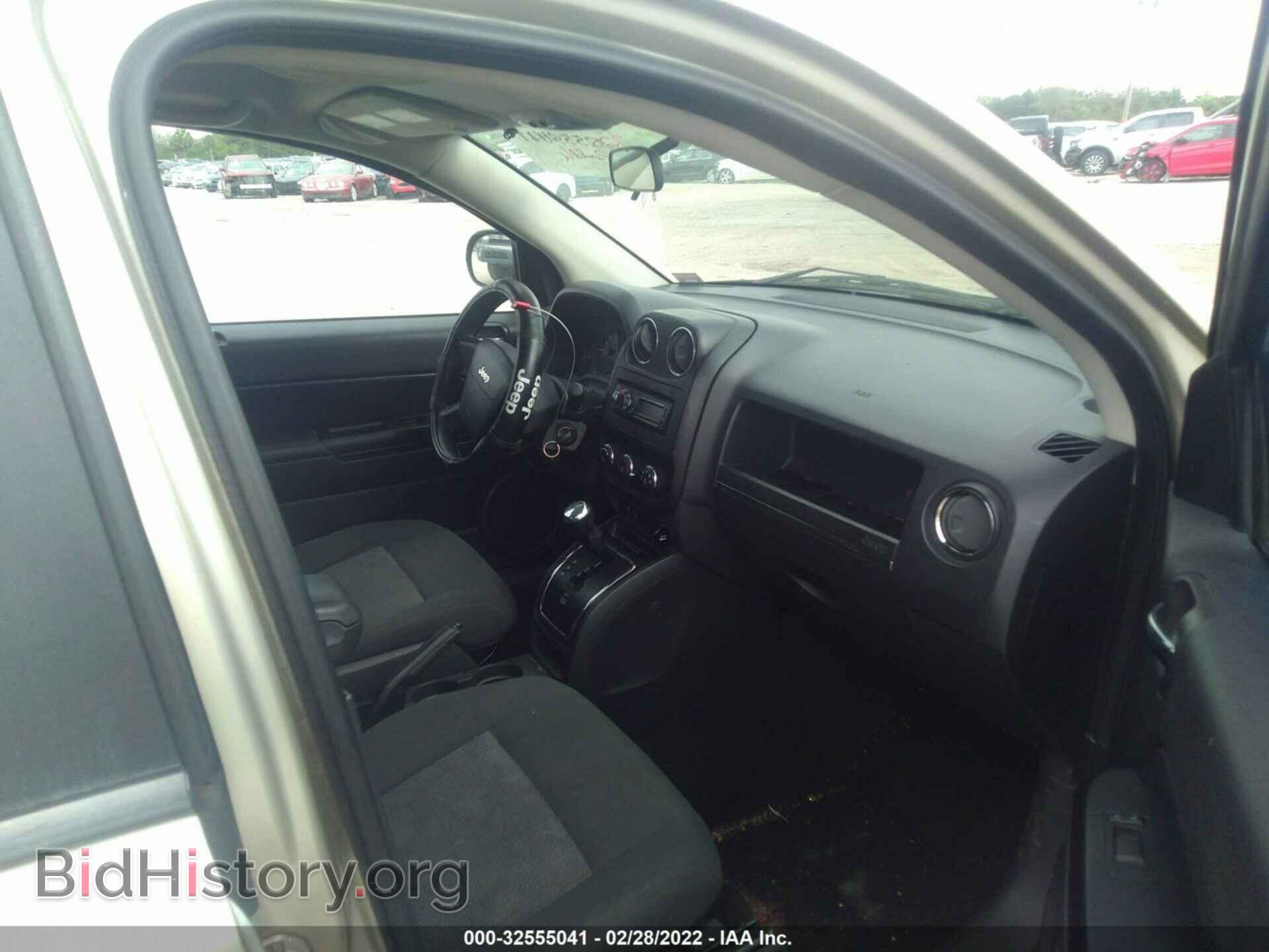 2010 JEEP COMPASS - VIN: 1J4NT4FA3AD516538 - Фото 5