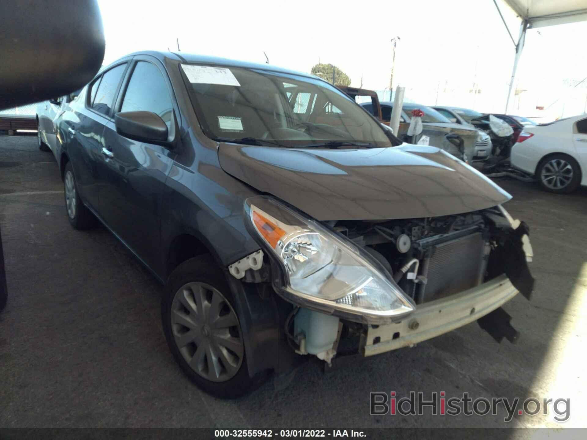 Photo 3N1CN7AP9JL839980 - NISSAN VERSA SEDAN 2018