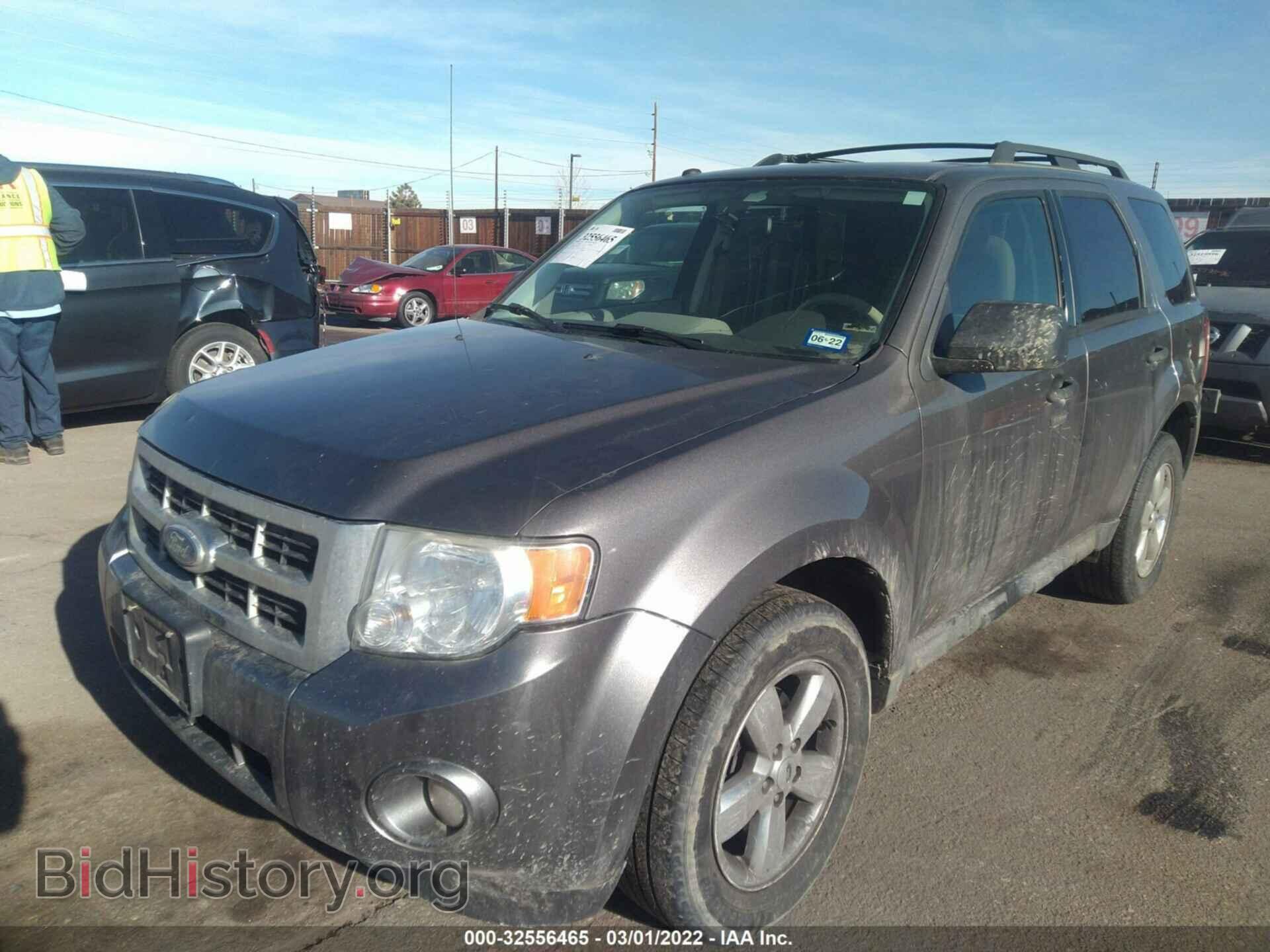2011 FORD ESCAPE - VIN: 1FMCU0DG5BKB52691 - Фото 2