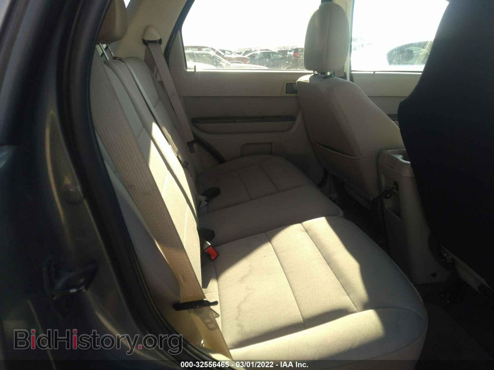 2011 FORD ESCAPE - VIN: 1FMCU0DG5BKB52691 - Фото 8