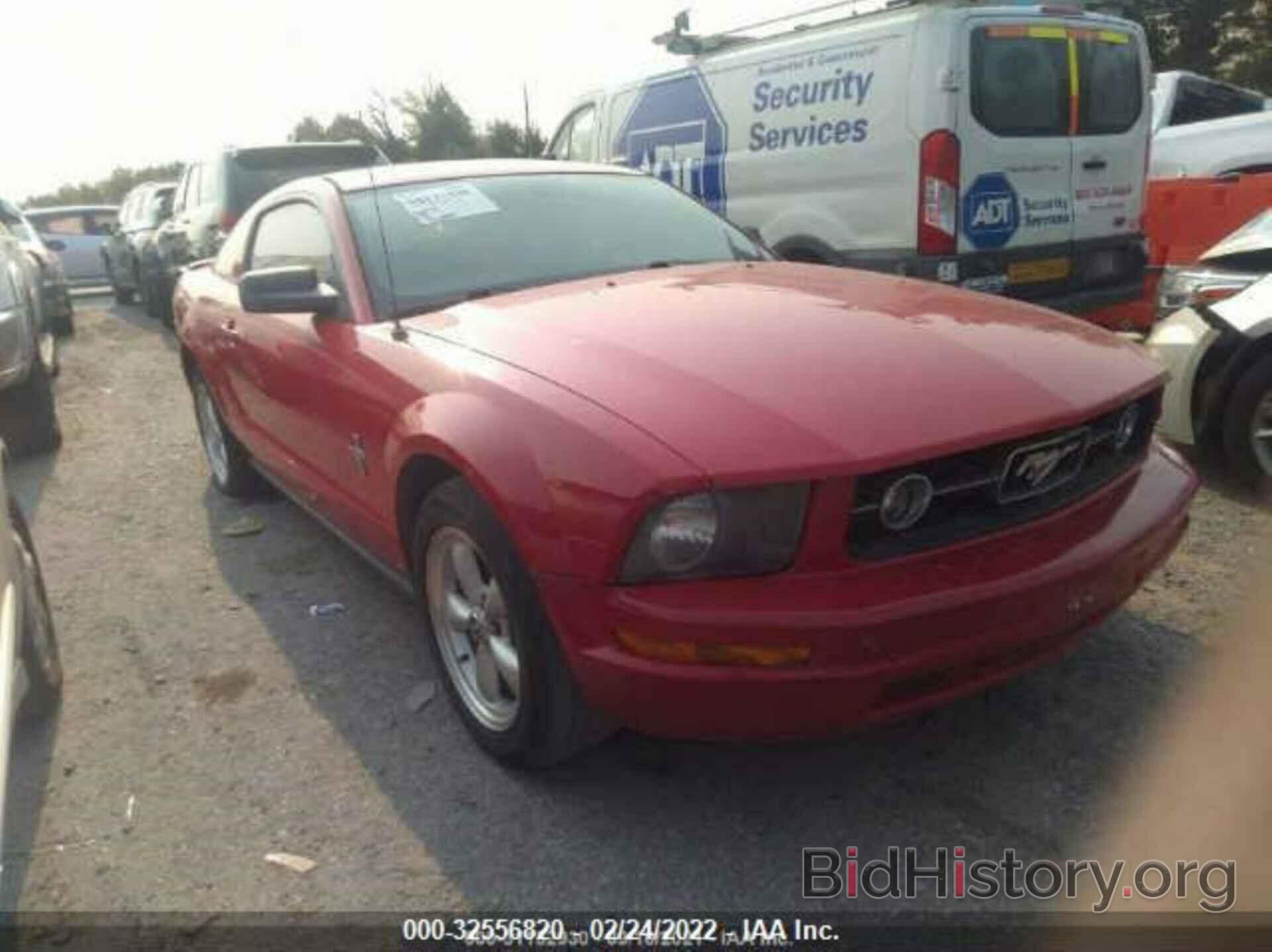 Photo 1ZVFT80NX75270004 - FORD MUSTANG 2007