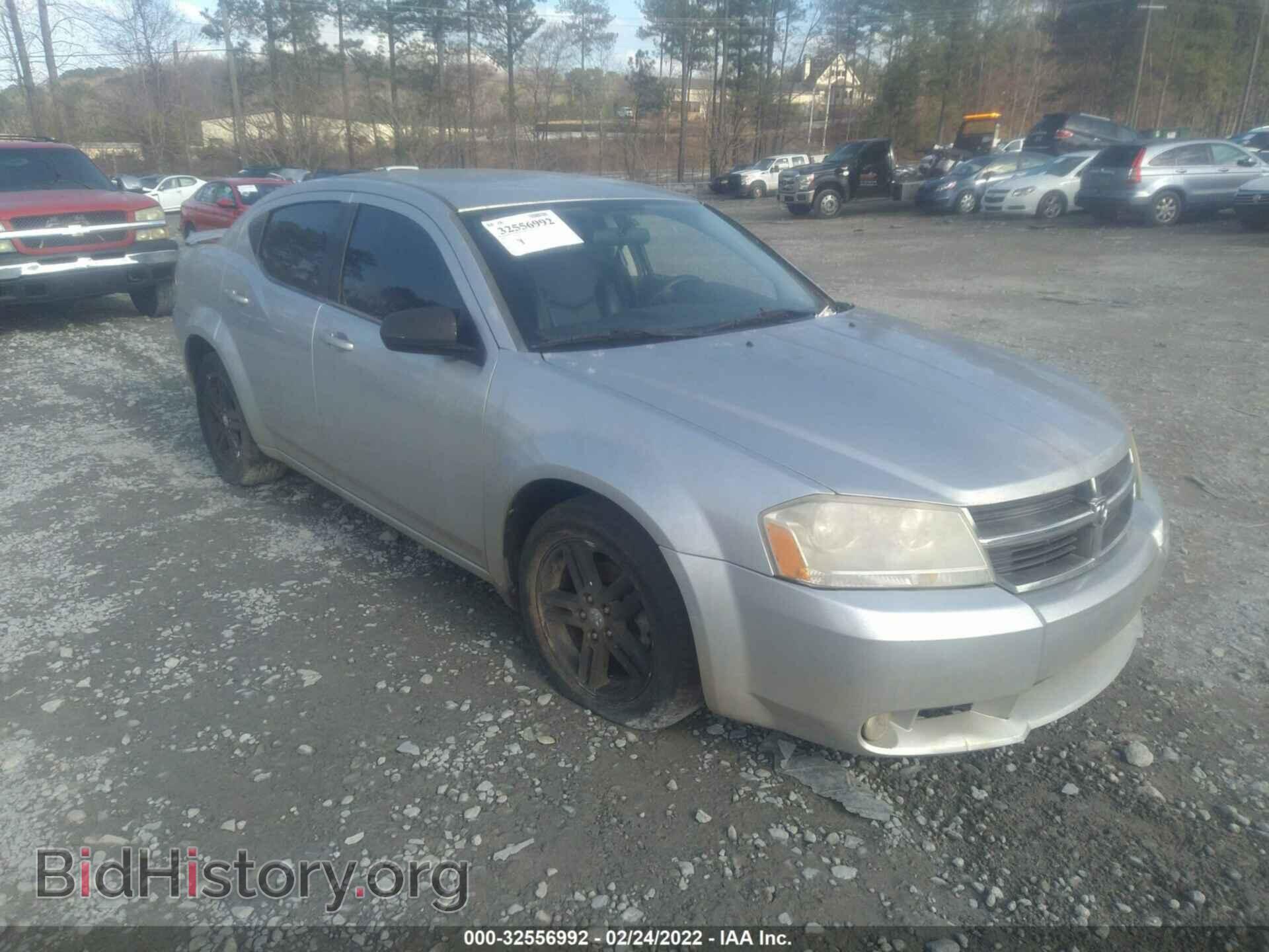 Photo 1B3CC5FB2AN132936 - DODGE AVENGER 2010
