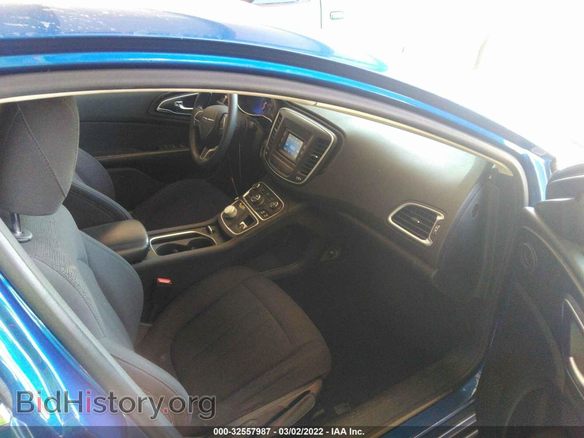 2015 CHRYSLER 200 - VIN: 1C3CCCAB5FN543382 - Фото 5