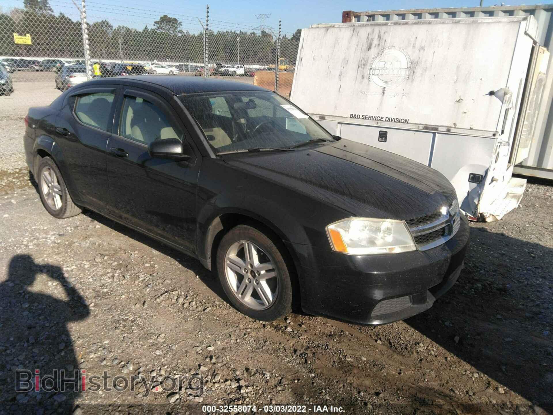 Photo 1B3BD1FBXBN501335 - DODGE AVENGER 2011