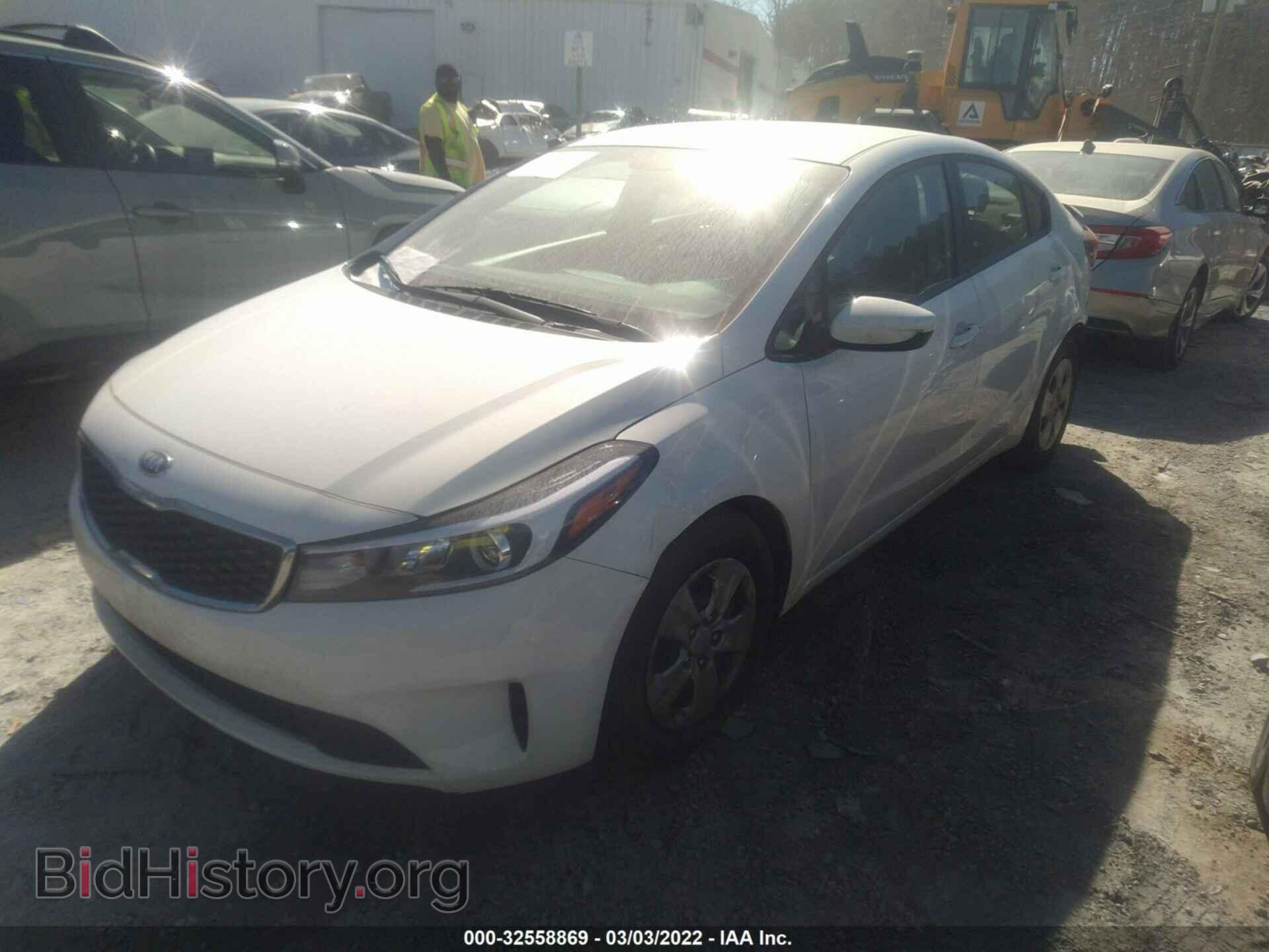 2017 KIA FORTE - VIN: 3KPFK4A78HE017574 - Фото 2