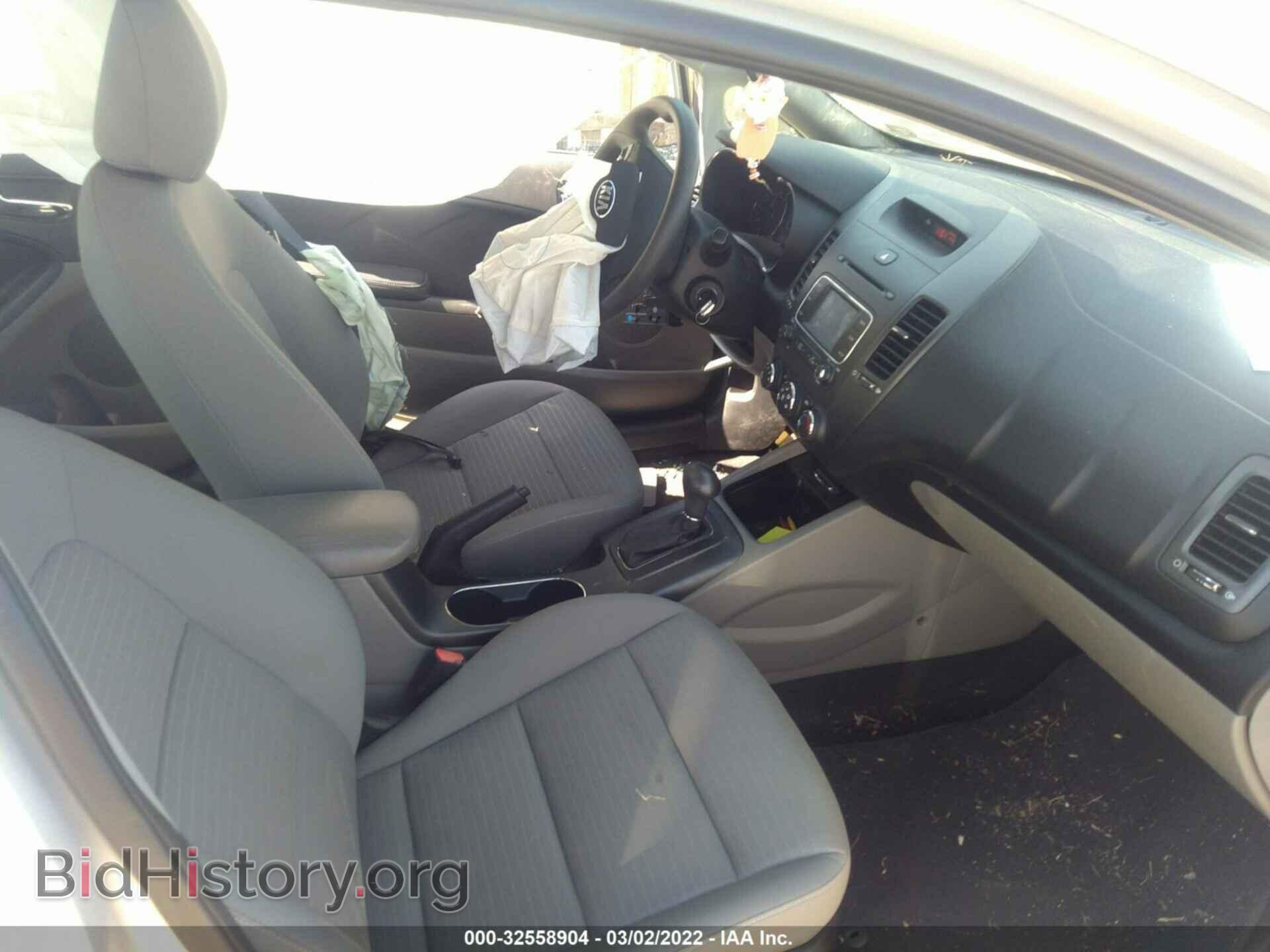 2016 KIA FORTE - VIN: KNAFX4A68G5575229 - Фото 5