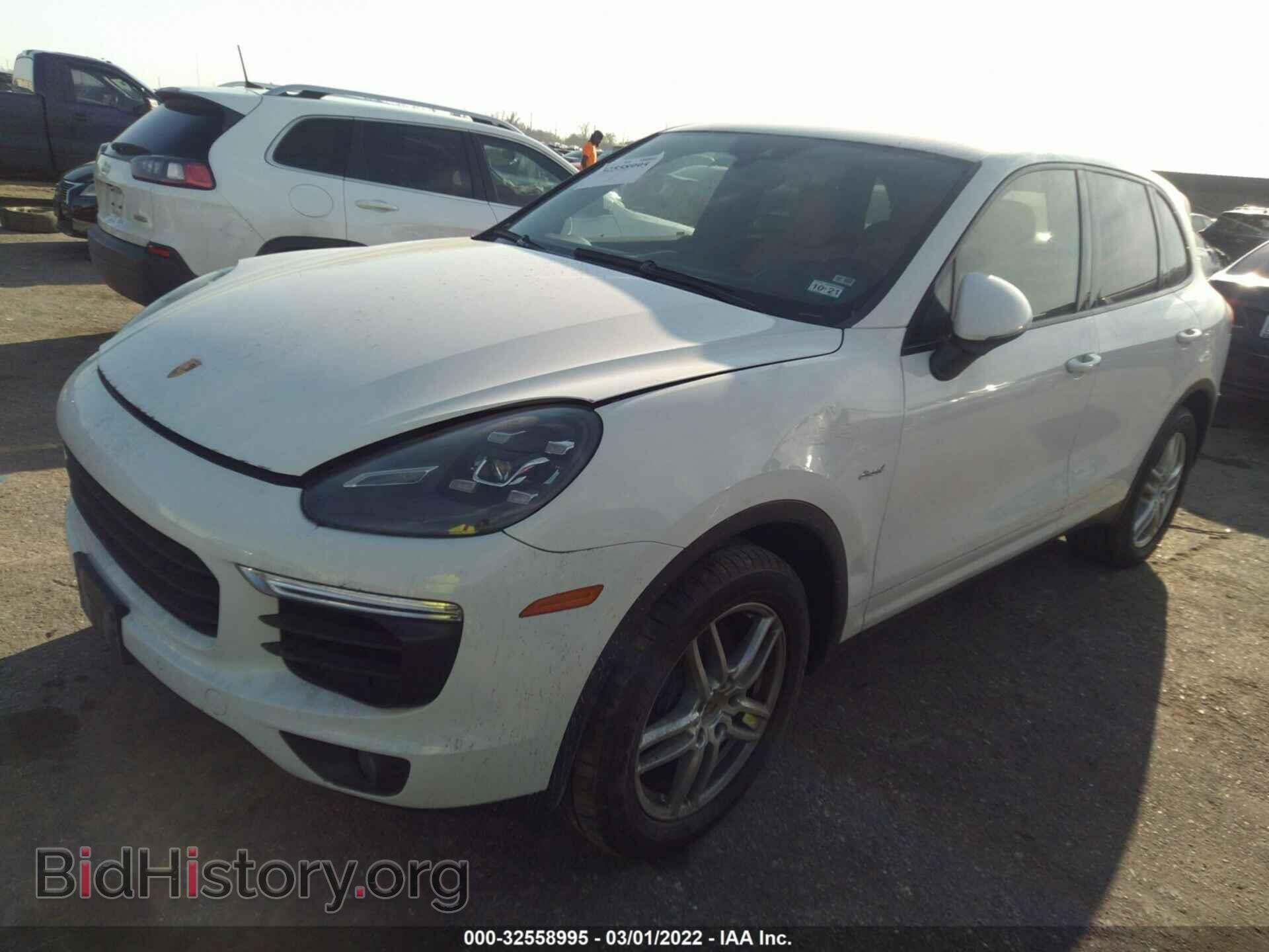 2016 PORSCHE CAYENNE - VIN: WP1AF2A26GLA40055 - Фото 2
