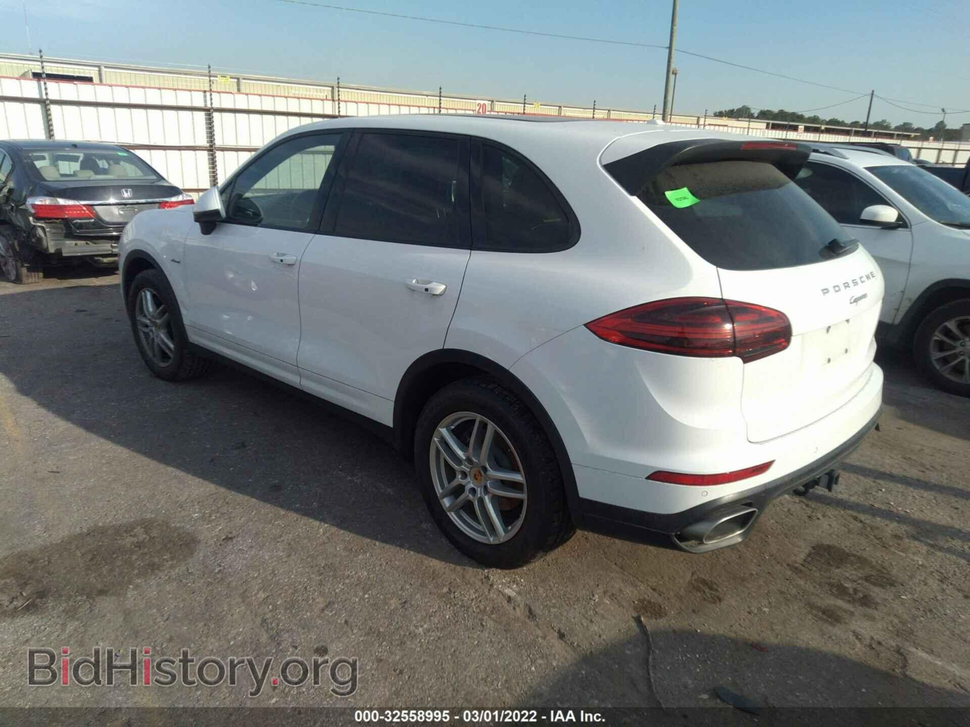 2016 PORSCHE CAYENNE - VIN: WP1AF2A26GLA40055 - Фото 3
