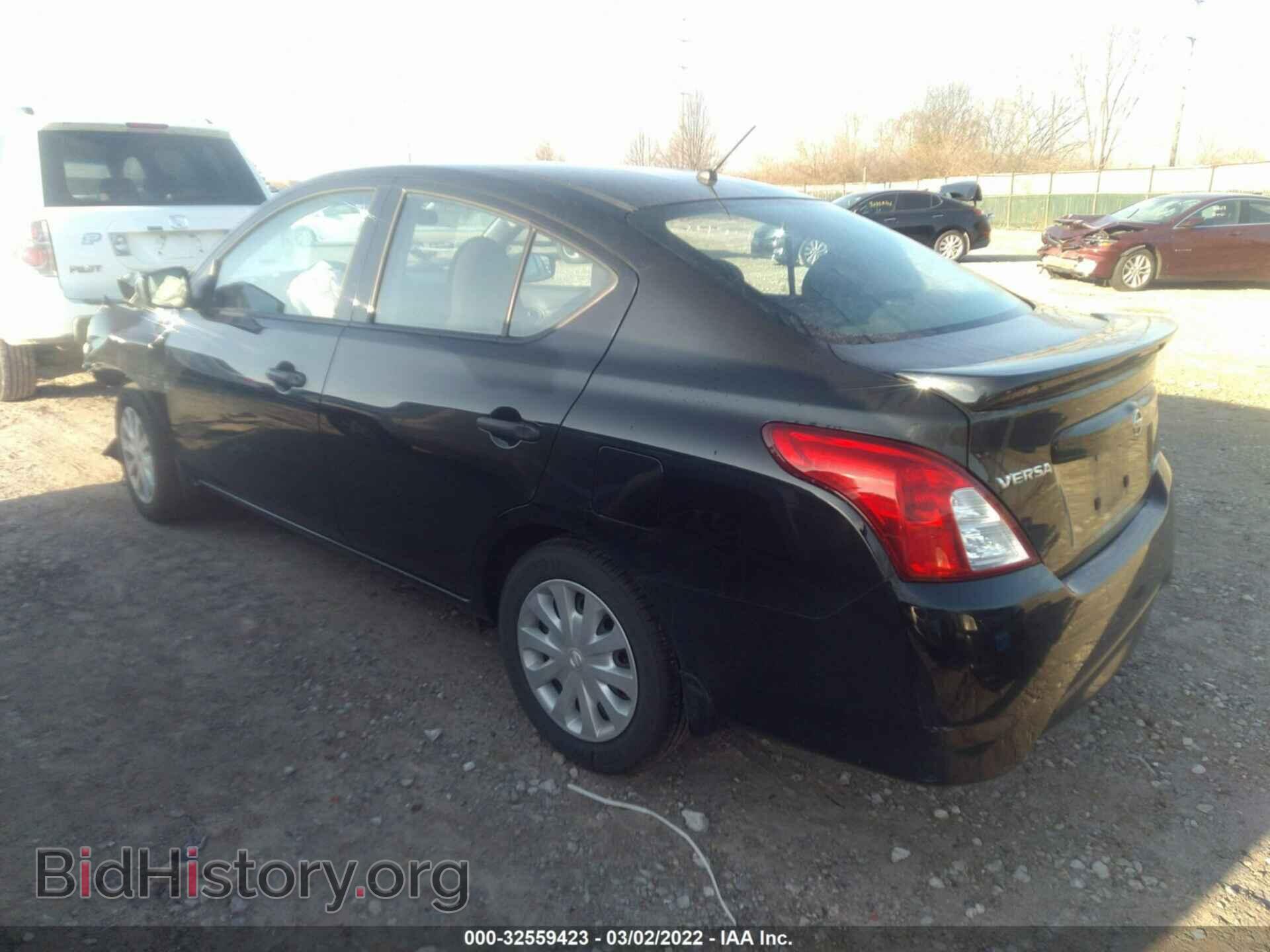 2016 NISSAN VERSA - VIN: 3N1CN7AP1GL857706 - Фото 3