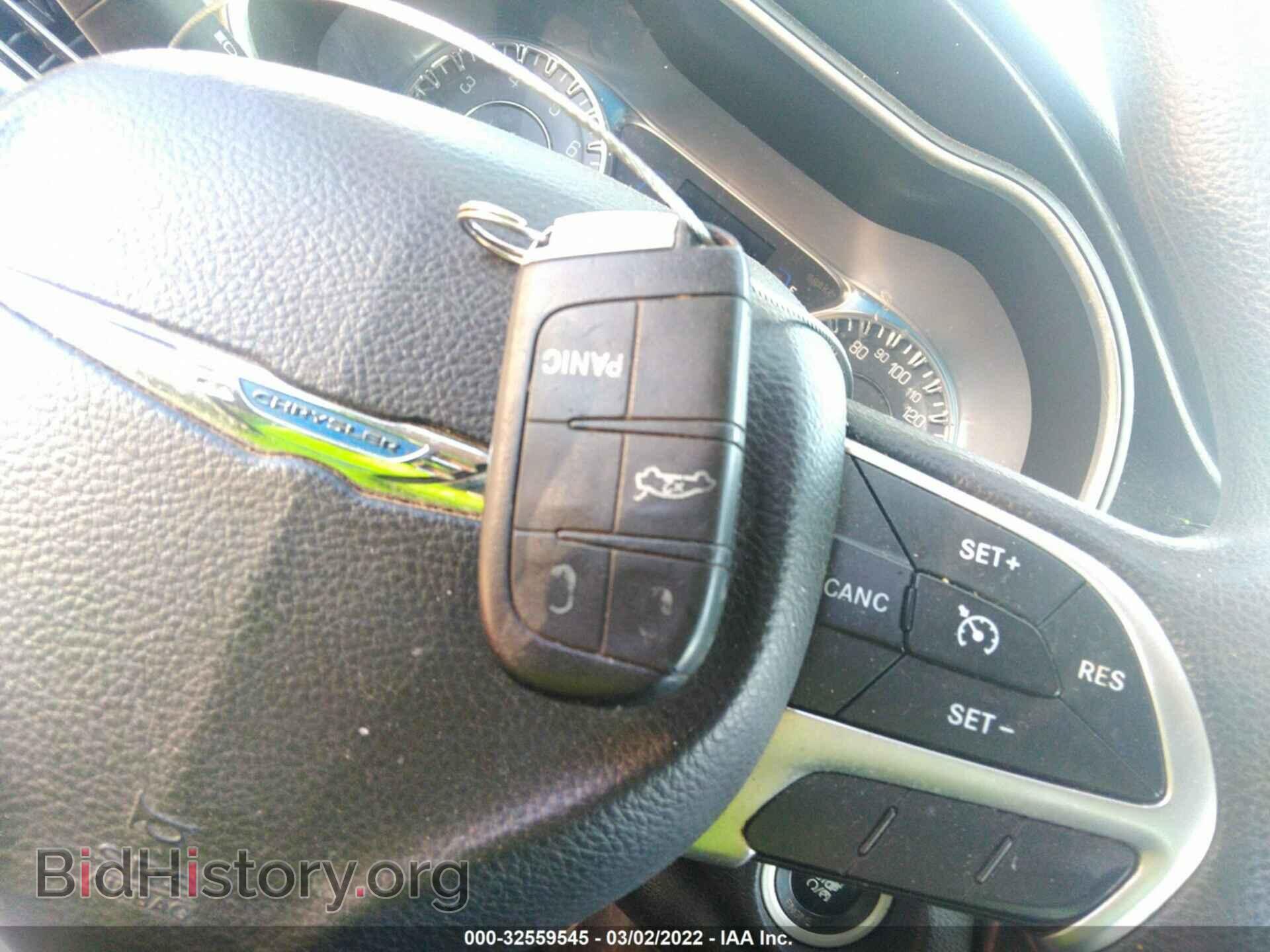 2015 CHRYSLER 200 - VIN: 1C3CCCFB0FN699693 - Фото 11