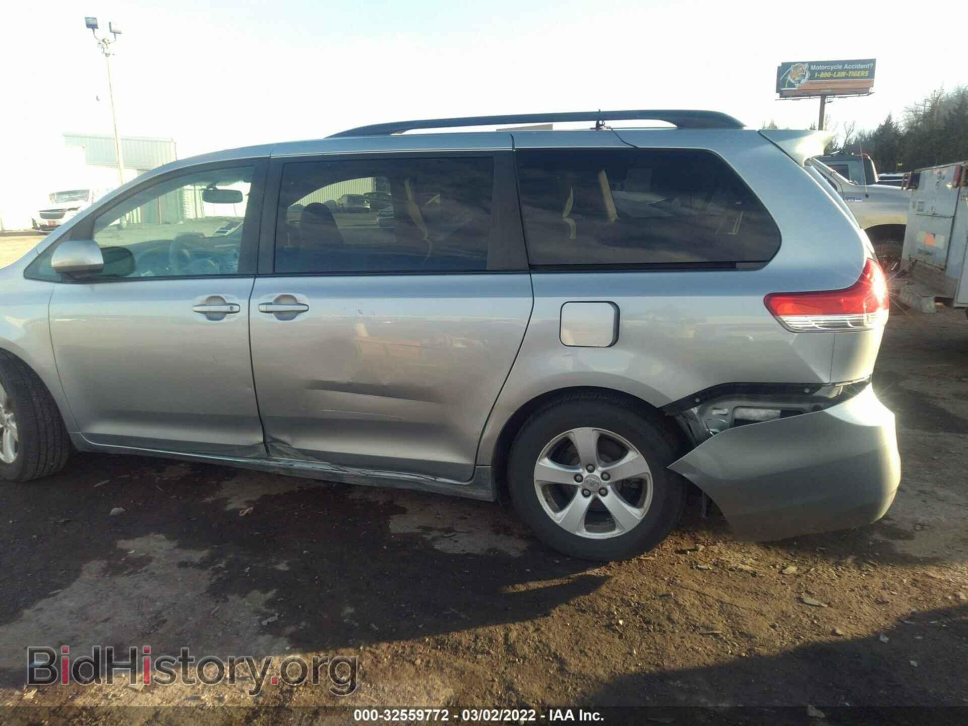 2011 TOYOTA SIENNA - VIN: 5TDKK3DCXBS142686 - Фото 6
