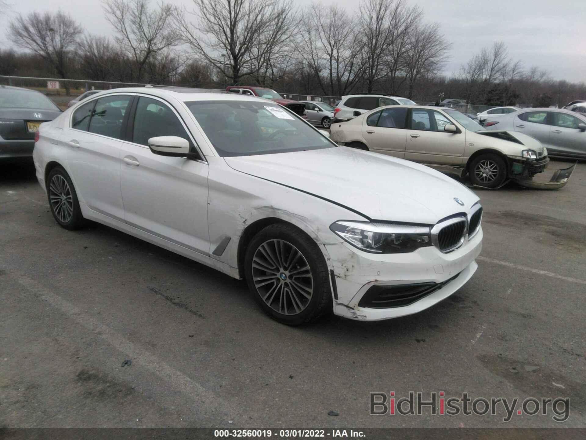 Photo WBAJA7C57KWC78248 - BMW 5 SERIES 2019