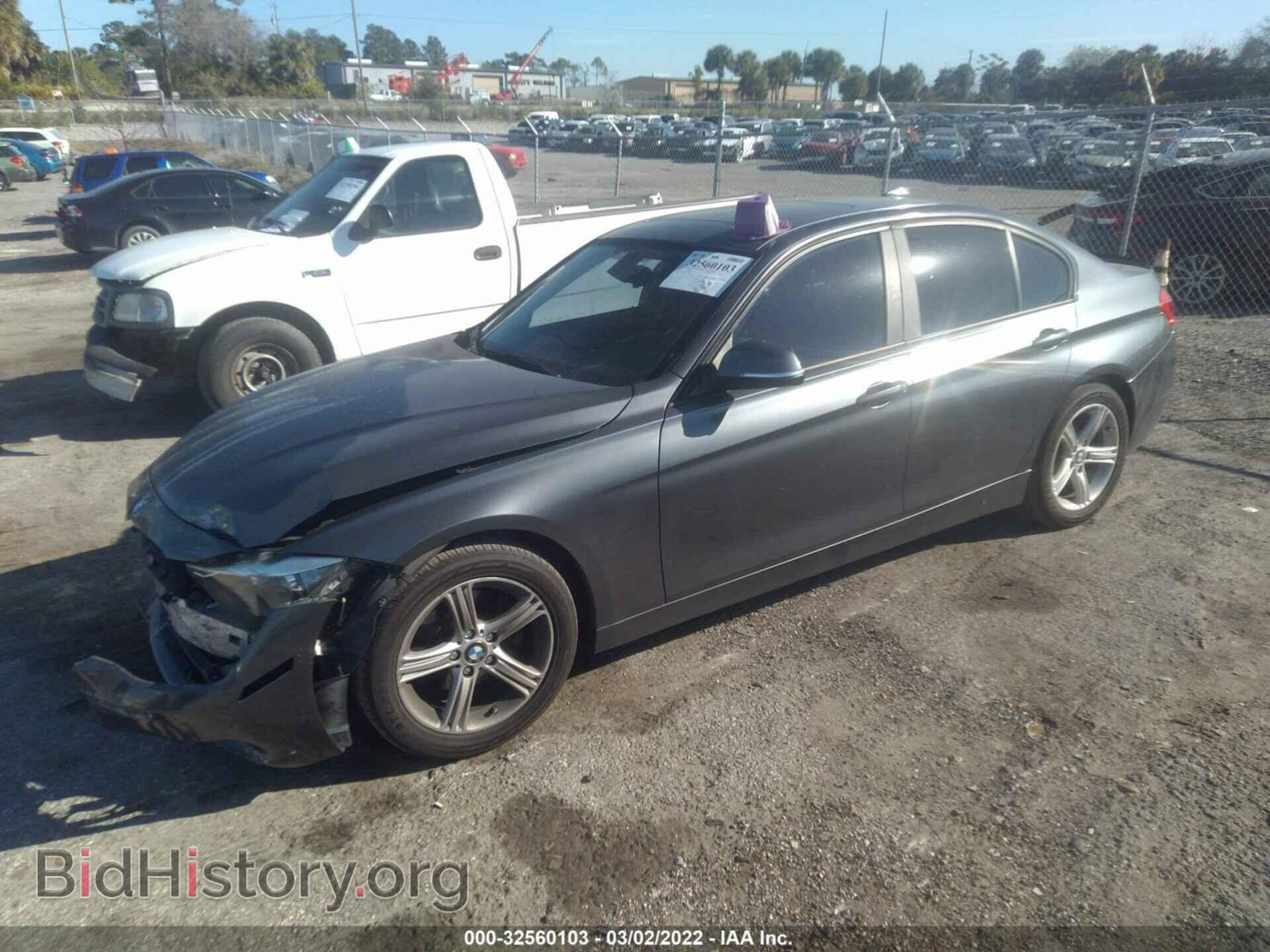 2013 BMW 3 SERIES - VIN: WBA3C1C55DF439745 - Фото 2