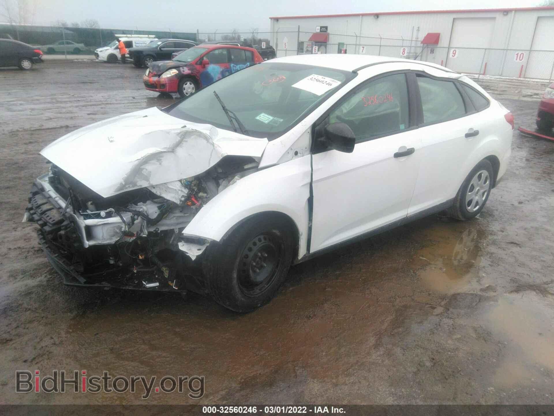2018 FORD FOCUS - VIN: 1FADP3E26JL254889 - Фото 2