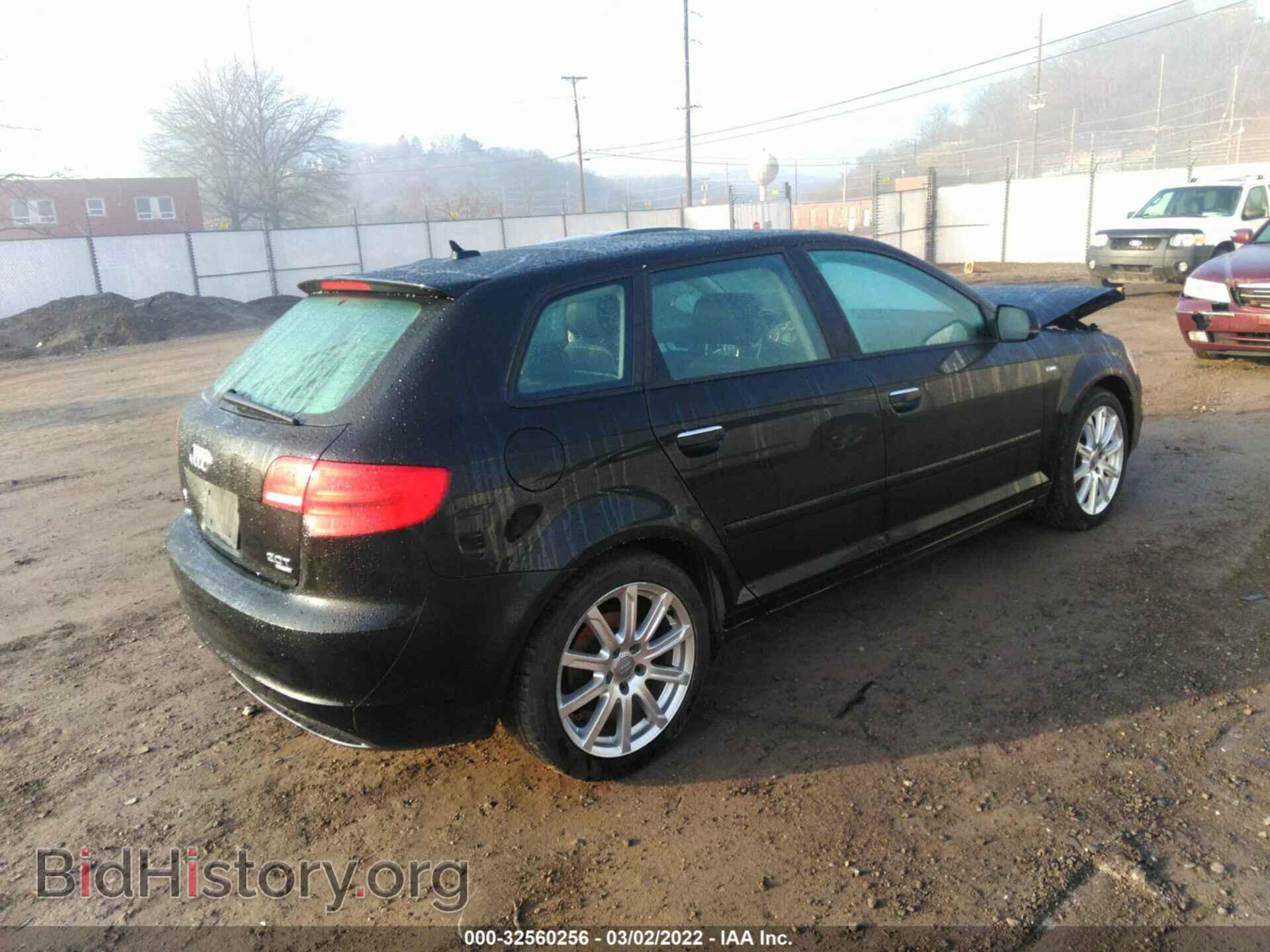 2011 AUDI A3 - VIN: WAUMFAFM9BA130756 - Фото 4