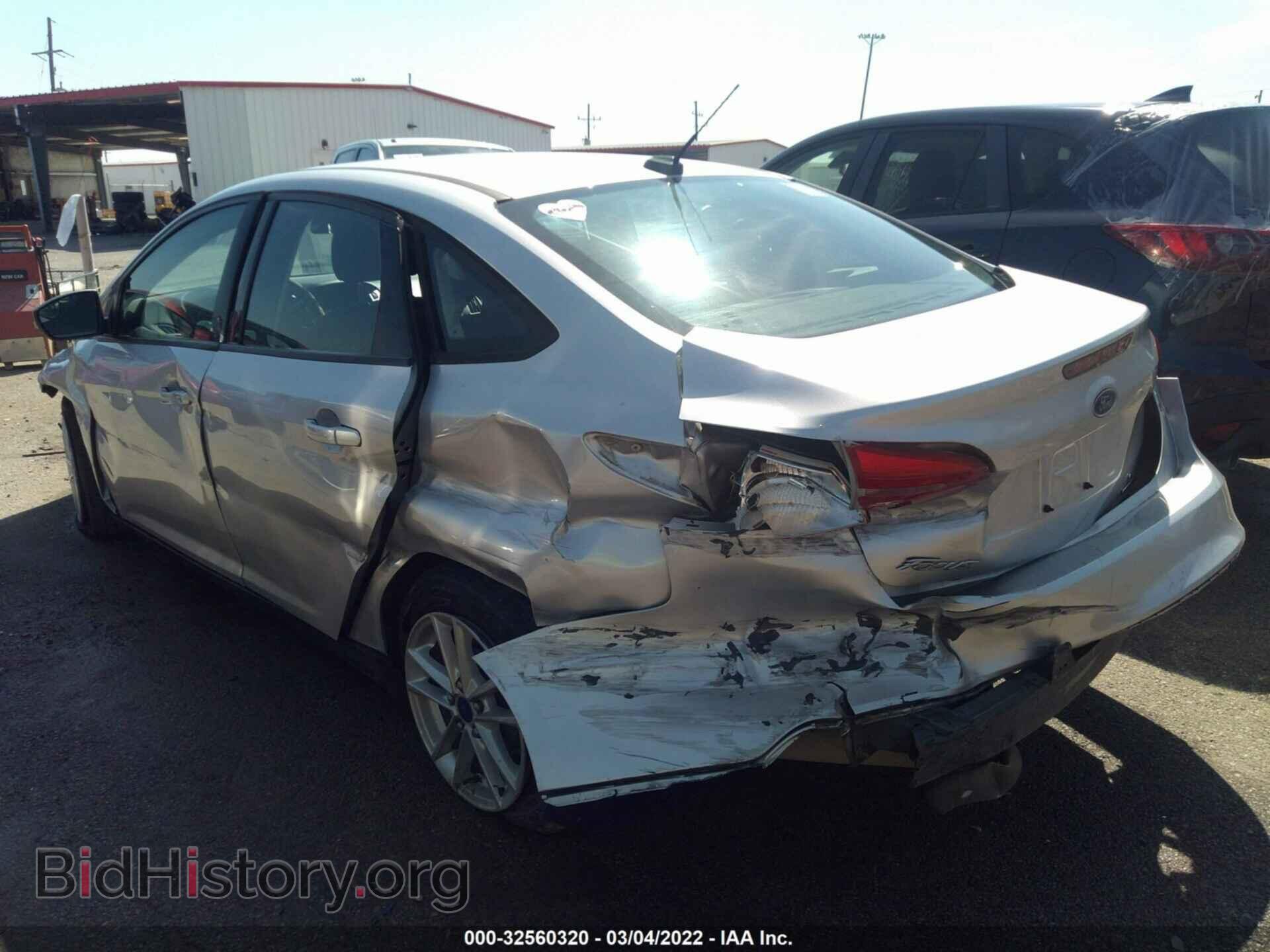 2016 FORD FOCUS - VIN: 1FADP3F26GL271165 - Фото 3