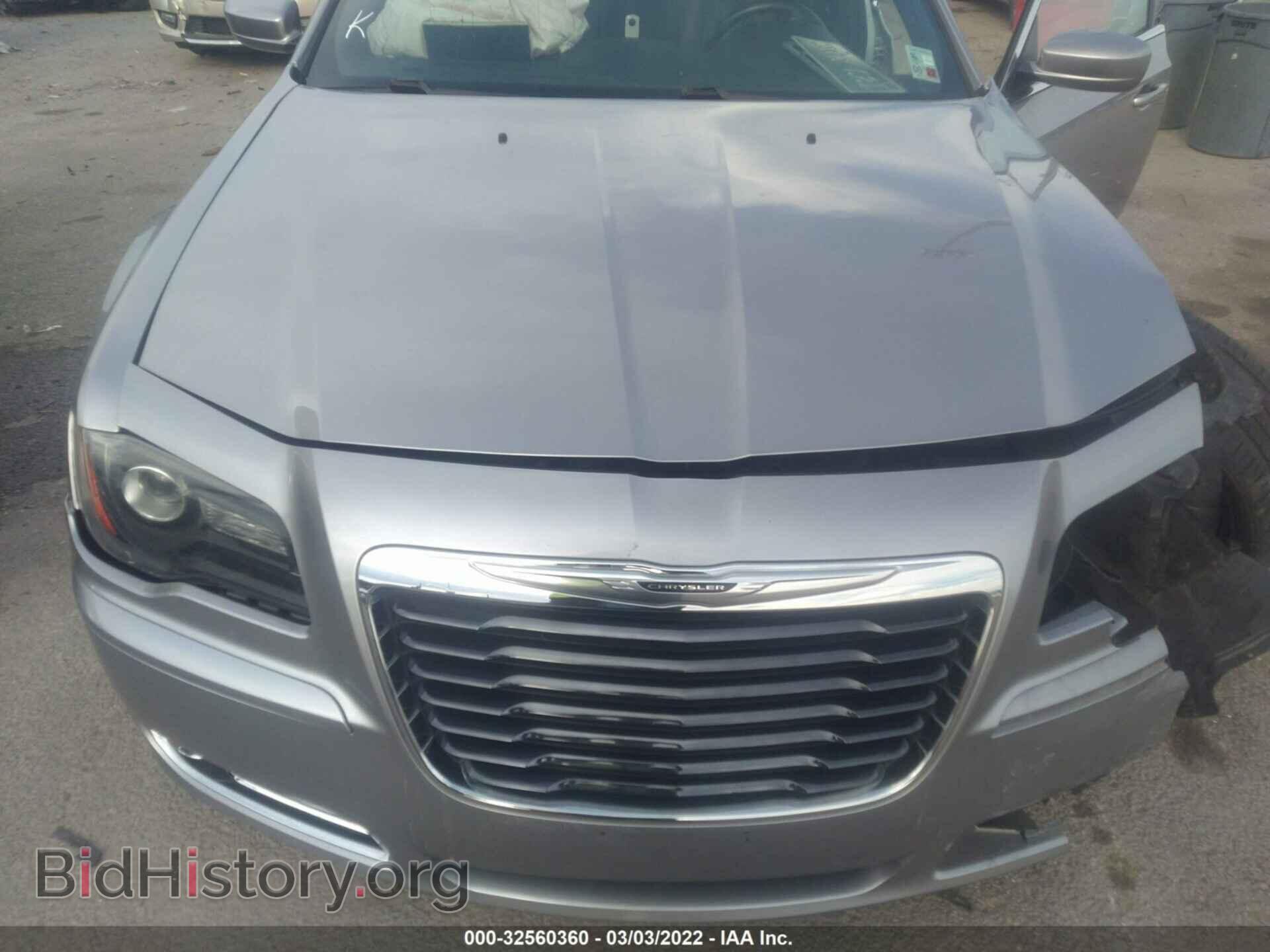 2014 CHRYSLER 300 - VIN: 2C3CCABG7EH148187 - Фото 10