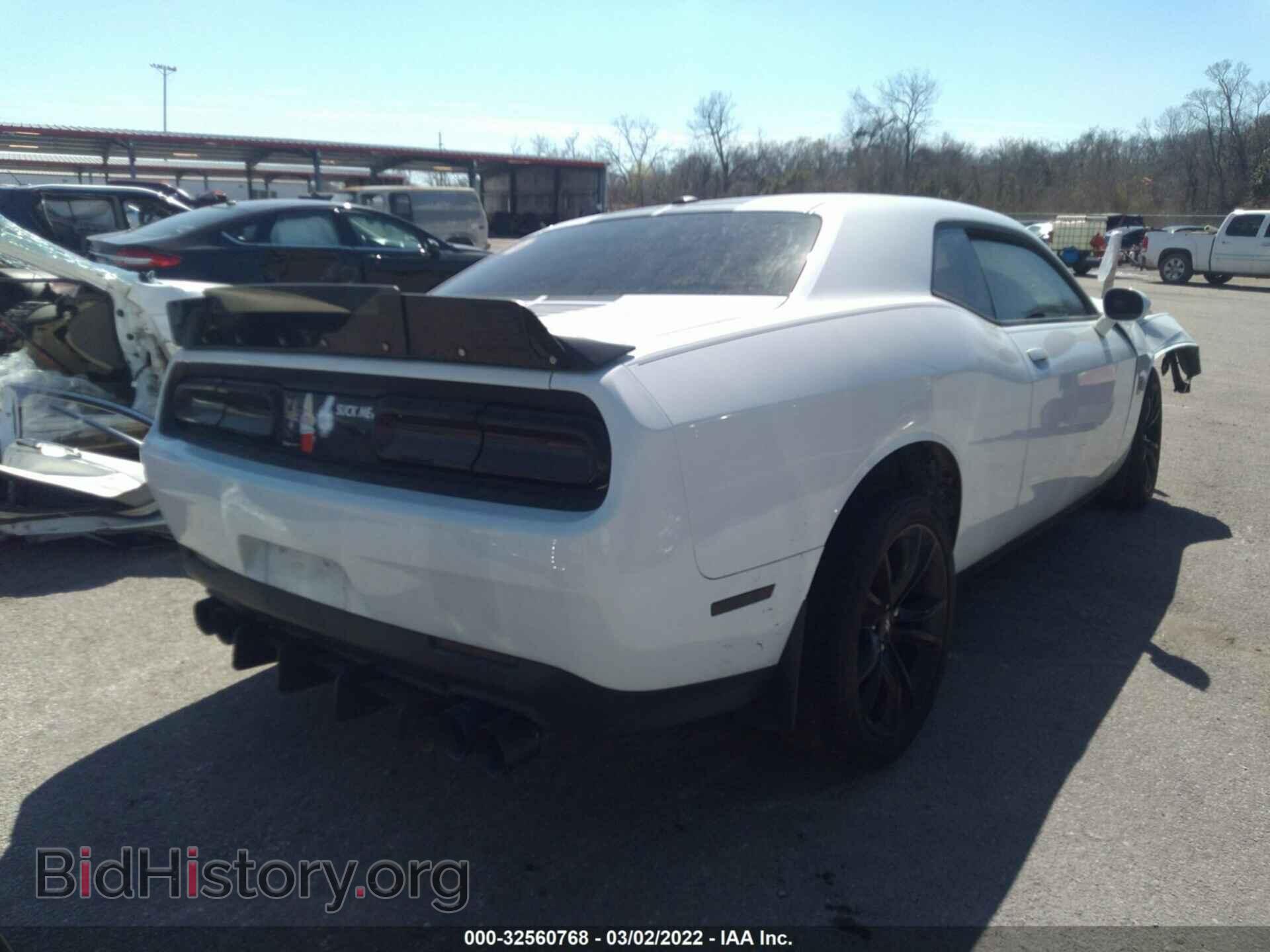 2018 DODGE CHALLENGER - VIN: 2C3CDZAG5JH251793 - Фото 4