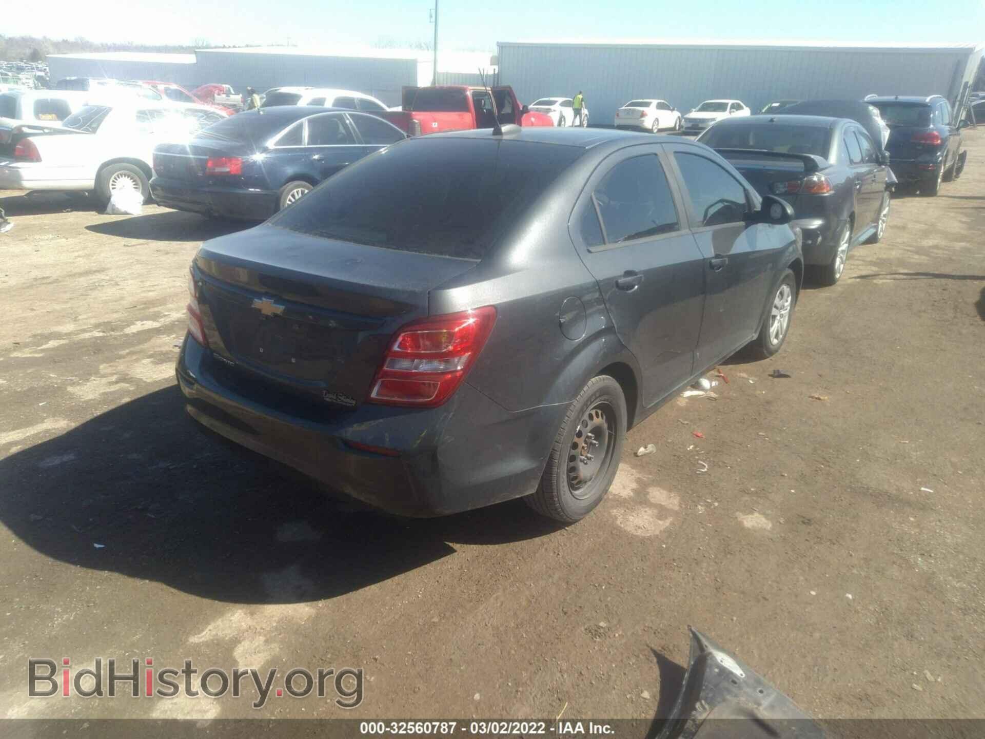 2017 CHEVROLET SONIC - VIN: 1G1JB5SH4H4155498 - Фото 4