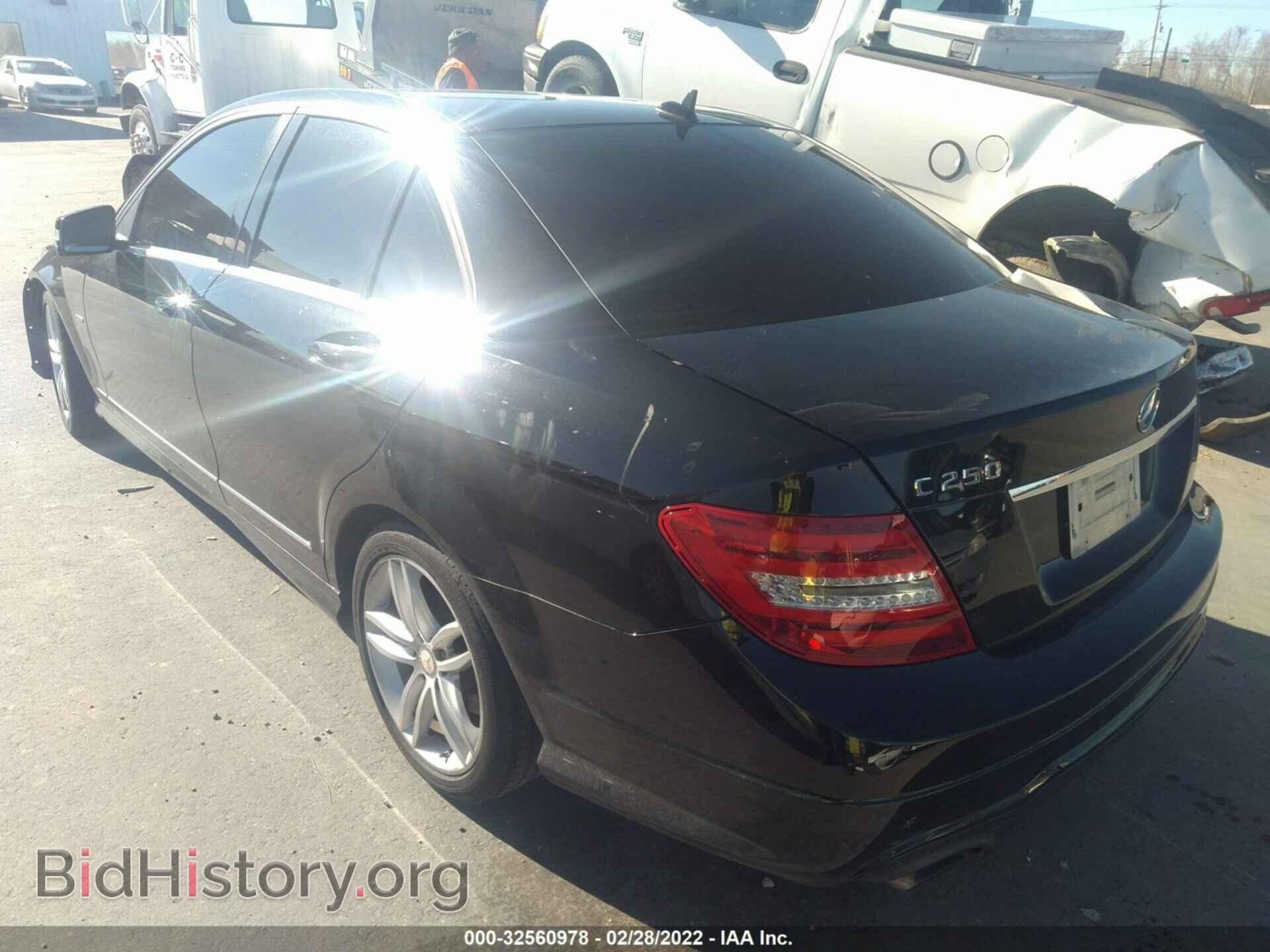 2012 MERCEDES-BENZ C-CLASS - VIN: WDDGF4HB4CA666065 - Фото 3
