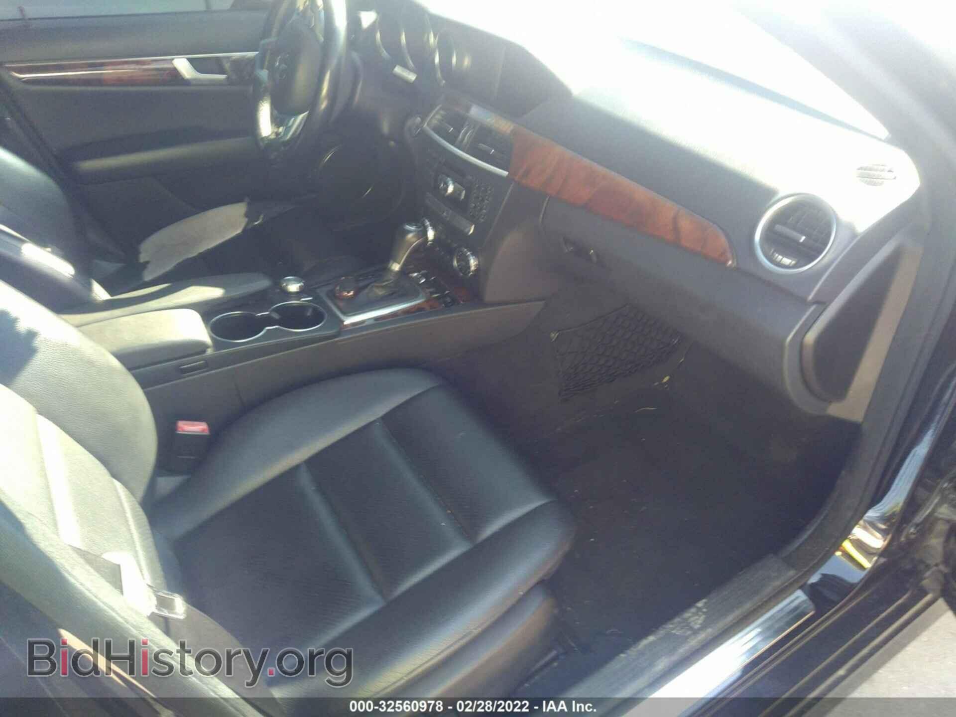 2012 MERCEDES-BENZ C-CLASS - VIN: WDDGF4HB4CA666065 - Фото 5