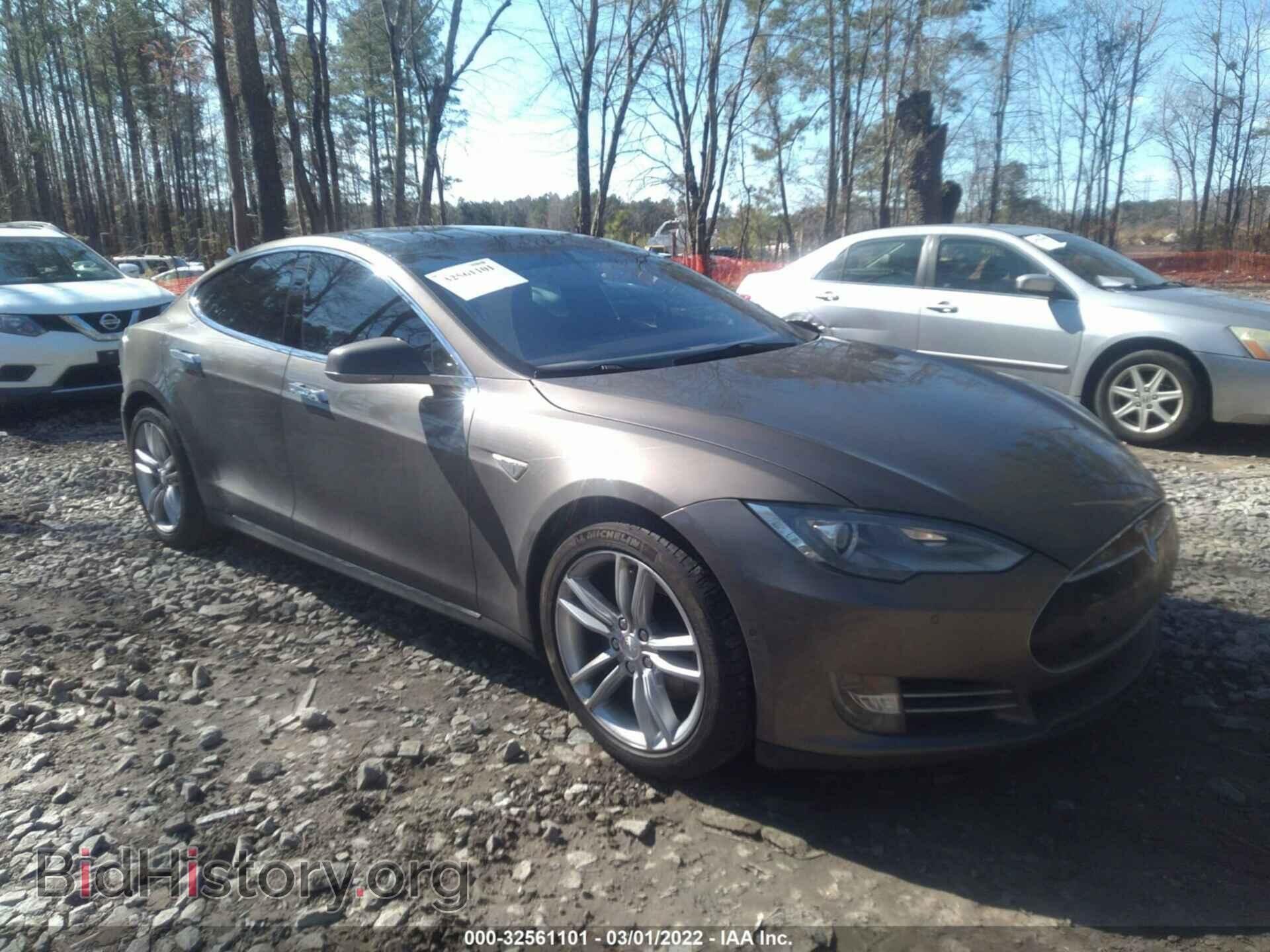 Фотография 5YJSA1H29FF080376 - TESLA MODEL S 2015