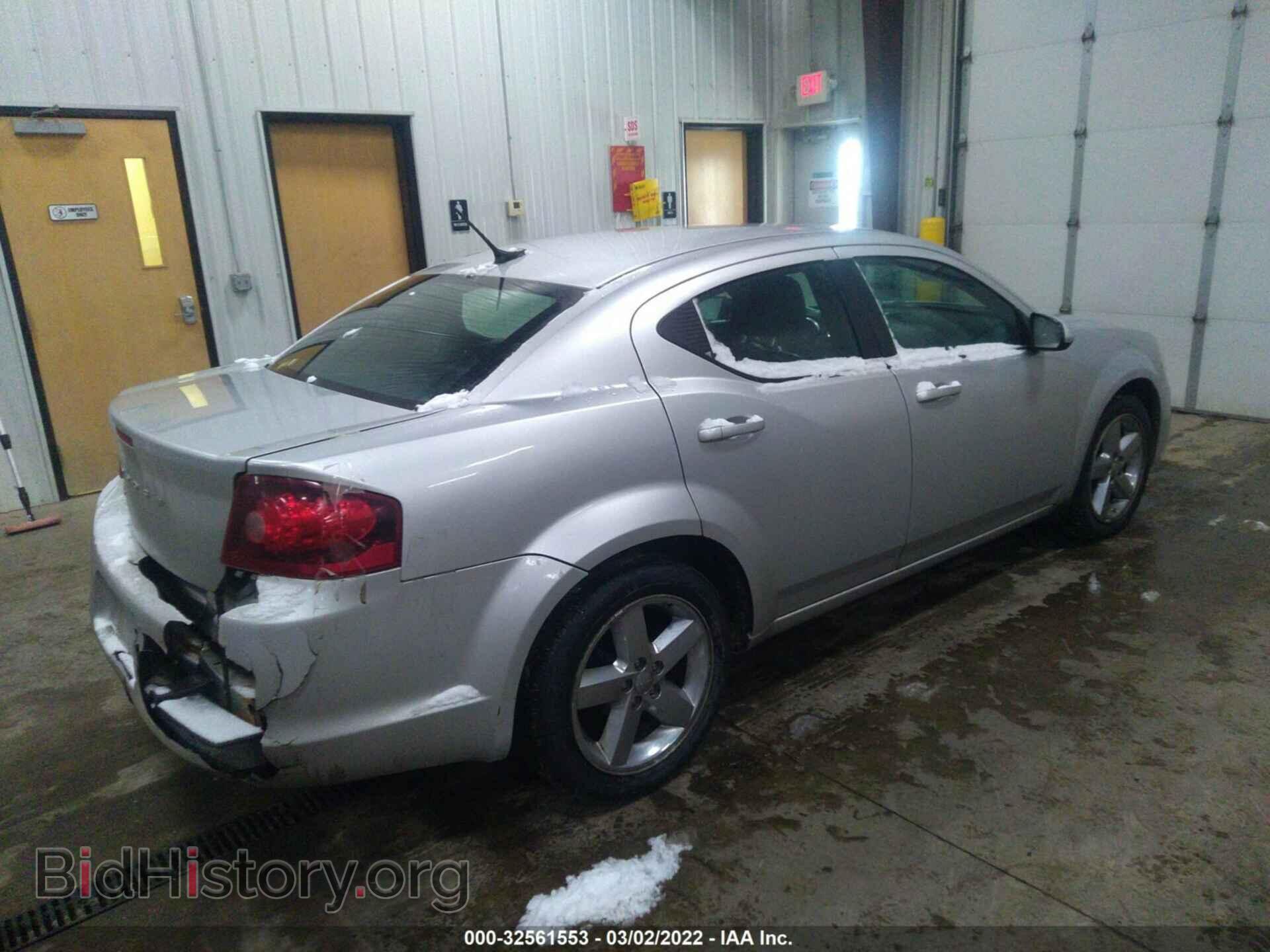 2011 DODGE AVENGER - VIN: 1B3BD2FB2BN583485 - Photo 4