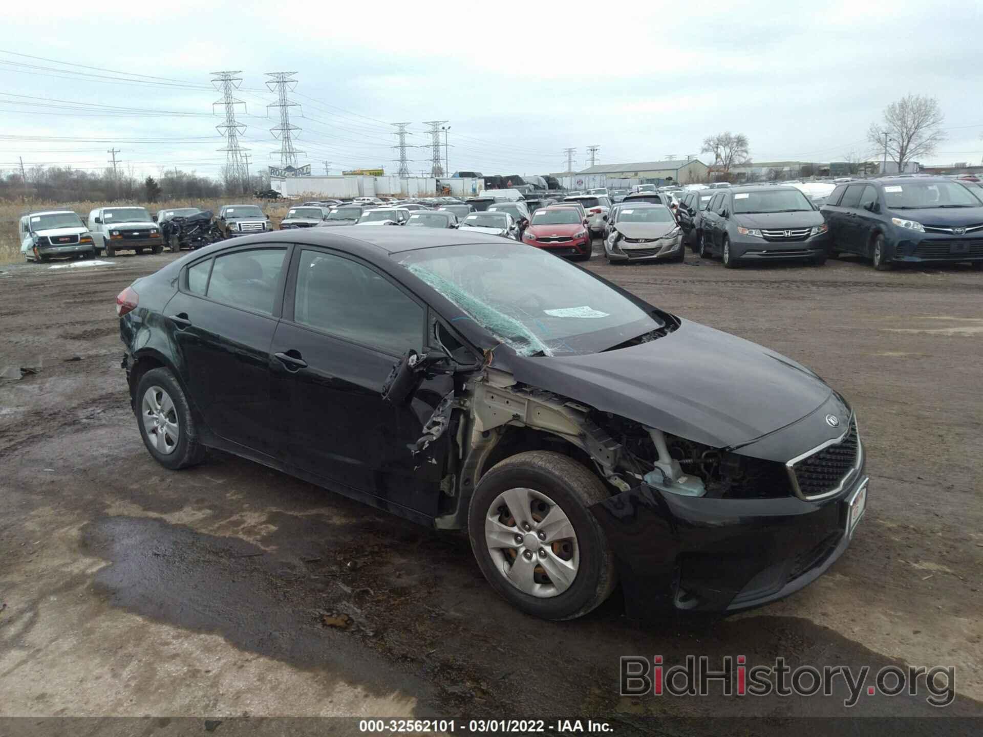 Фотография 3KPFK4A71HE015360 - KIA FORTE 2017