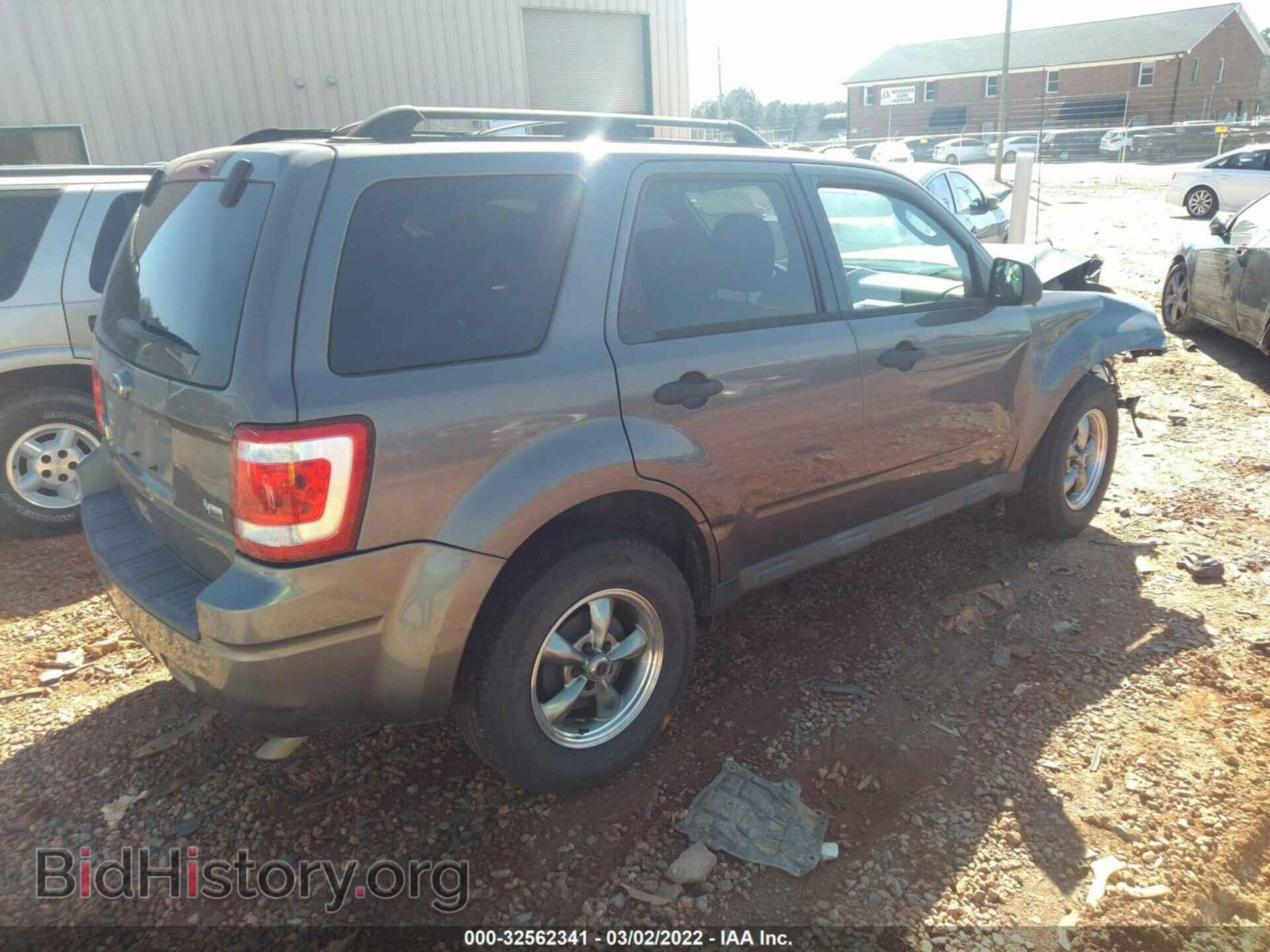 2011 FORD ESCAPE - VIN: 1FMCU0DG8BKC48072 - Фото 4